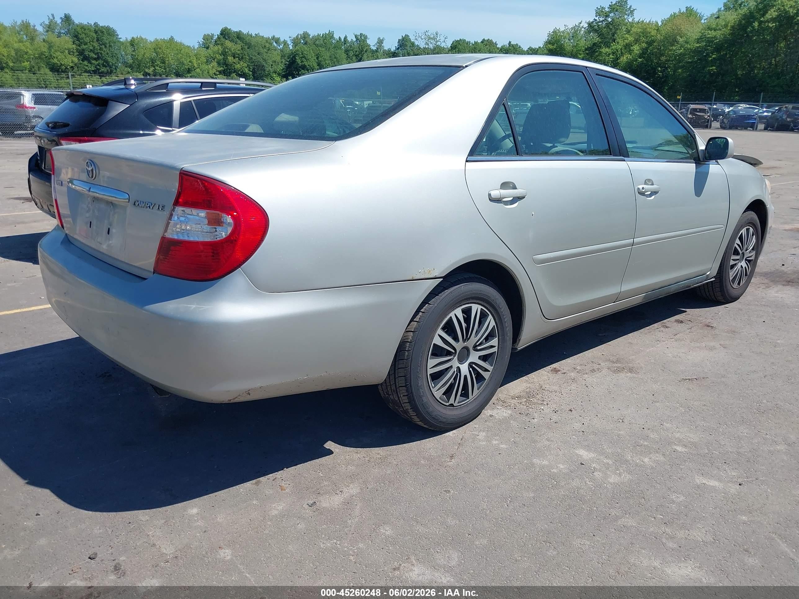 2003 Toyota Camry Le Silver vin: 4T1BE32K53U657556