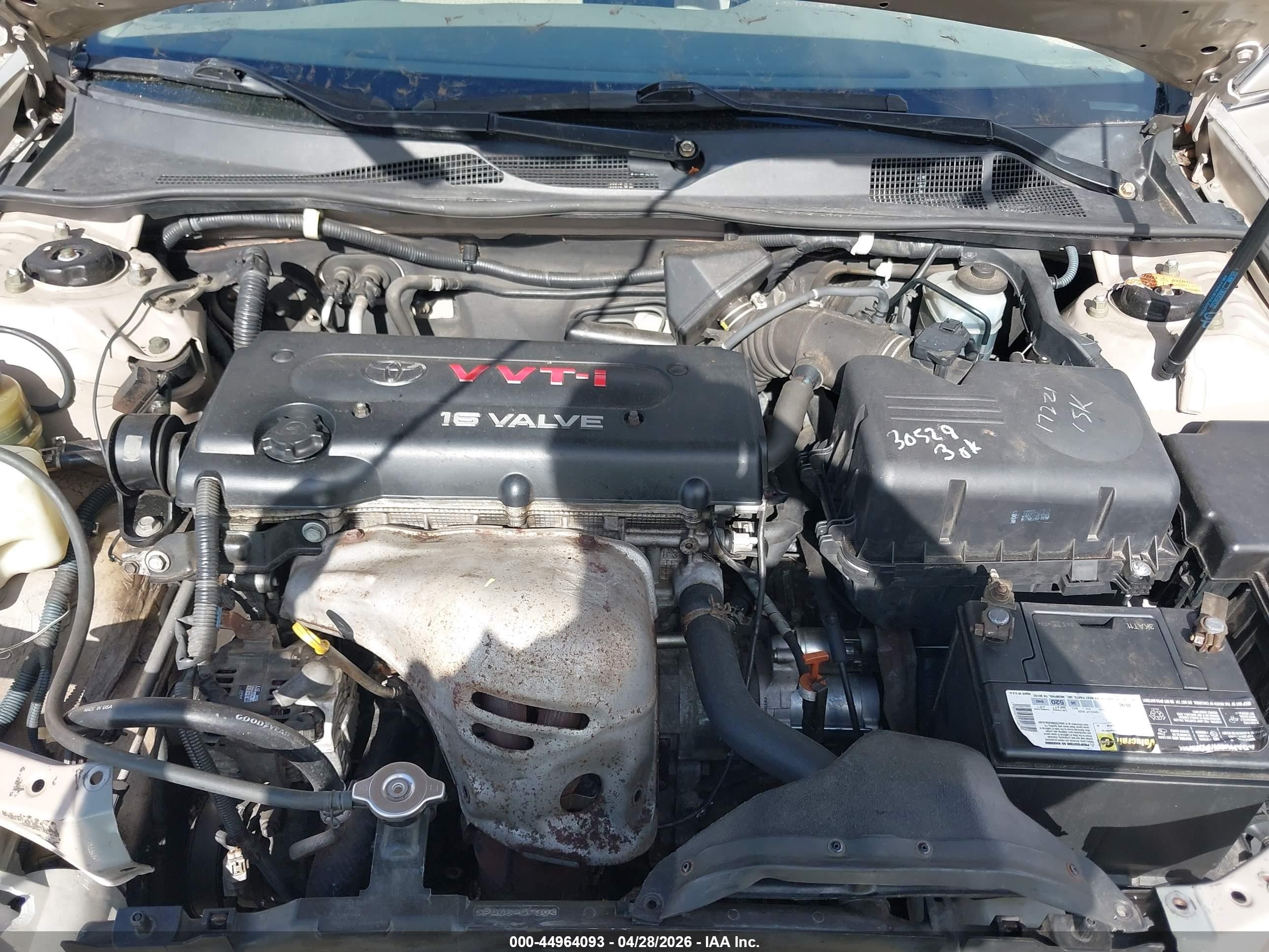 2003 Toyota Camry Le Gold vin: 4T1BE32K53U664541