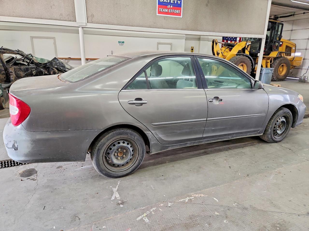 2003 Toyota Camry Le Charcoal vin: 4T1BE32K53U734443