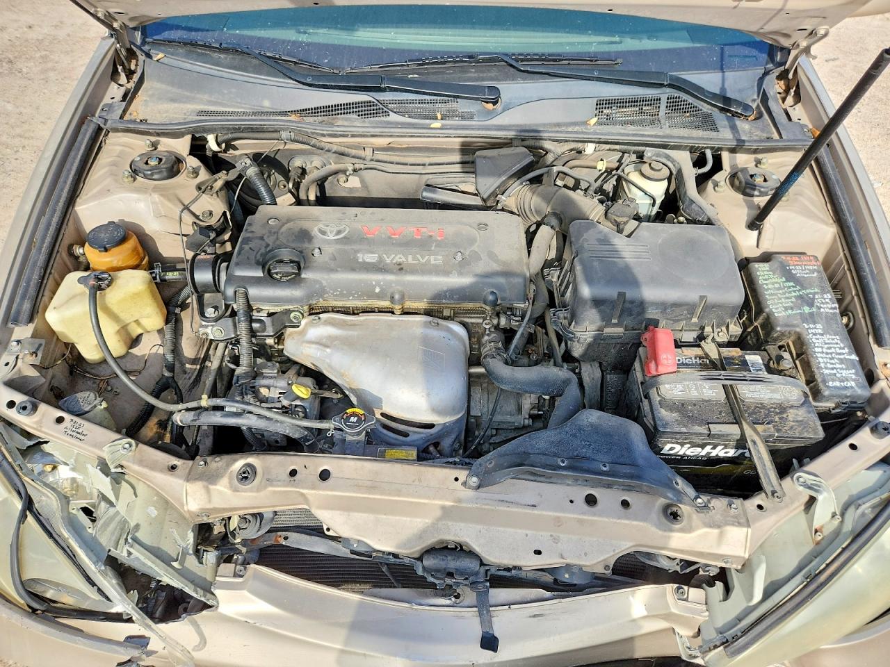2003 Toyota Camry Le Gold vin: 4T1BE32K53U747564
