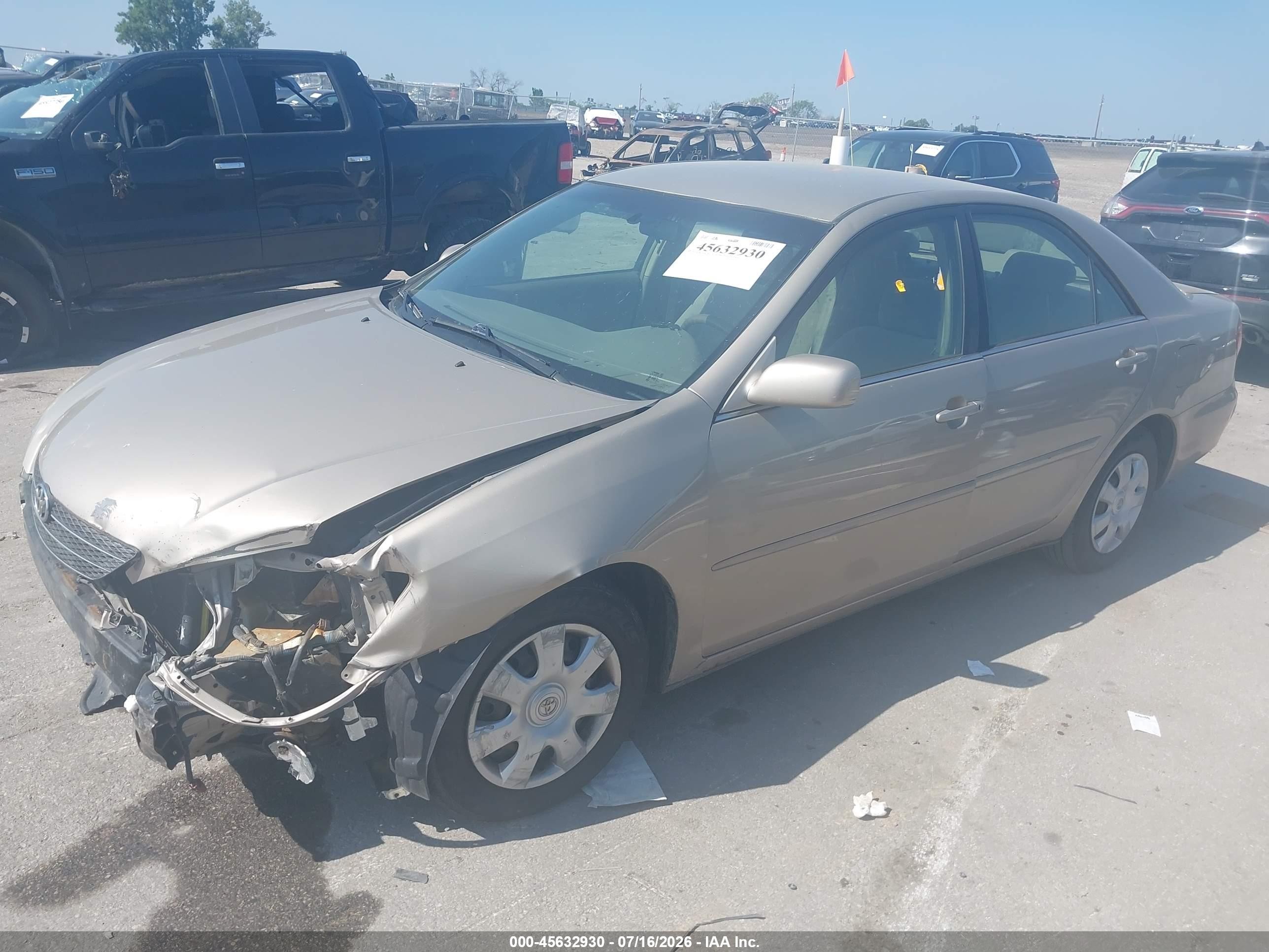 2003 Toyota Camry Le Beige vin: 4T1BE32K53U751968
