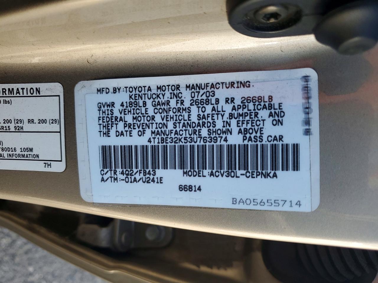 2003 Toyota Camry Le Beige vin: 4T1BE32K53U763974