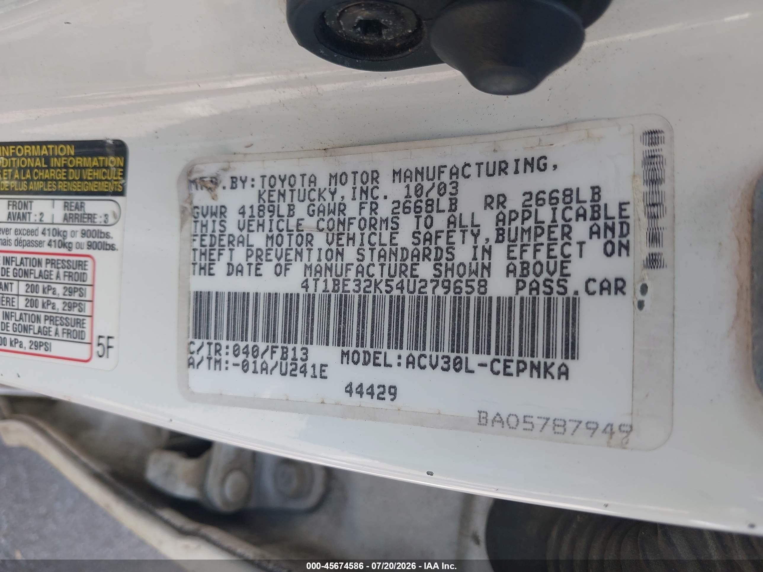 2004 Toyota Camry Le White vin: 4T1BE32K54U279658