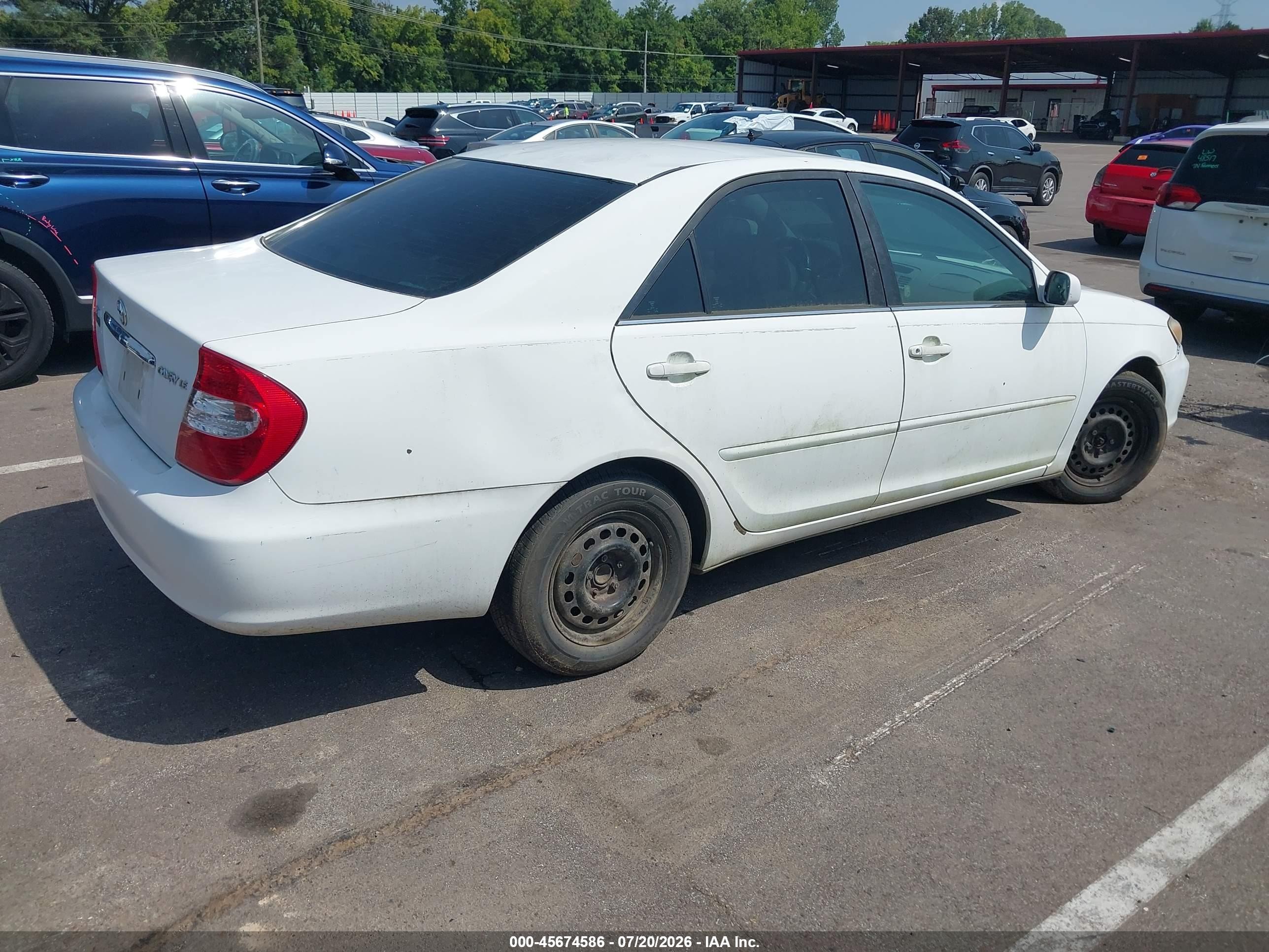 2004 Toyota Camry Le White vin: 4T1BE32K54U279658