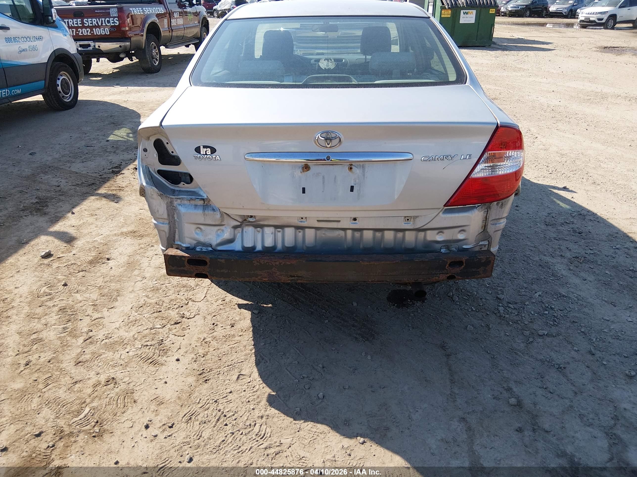 2004 Toyota Camry Le Silver vin: 4T1BE32K54U334366