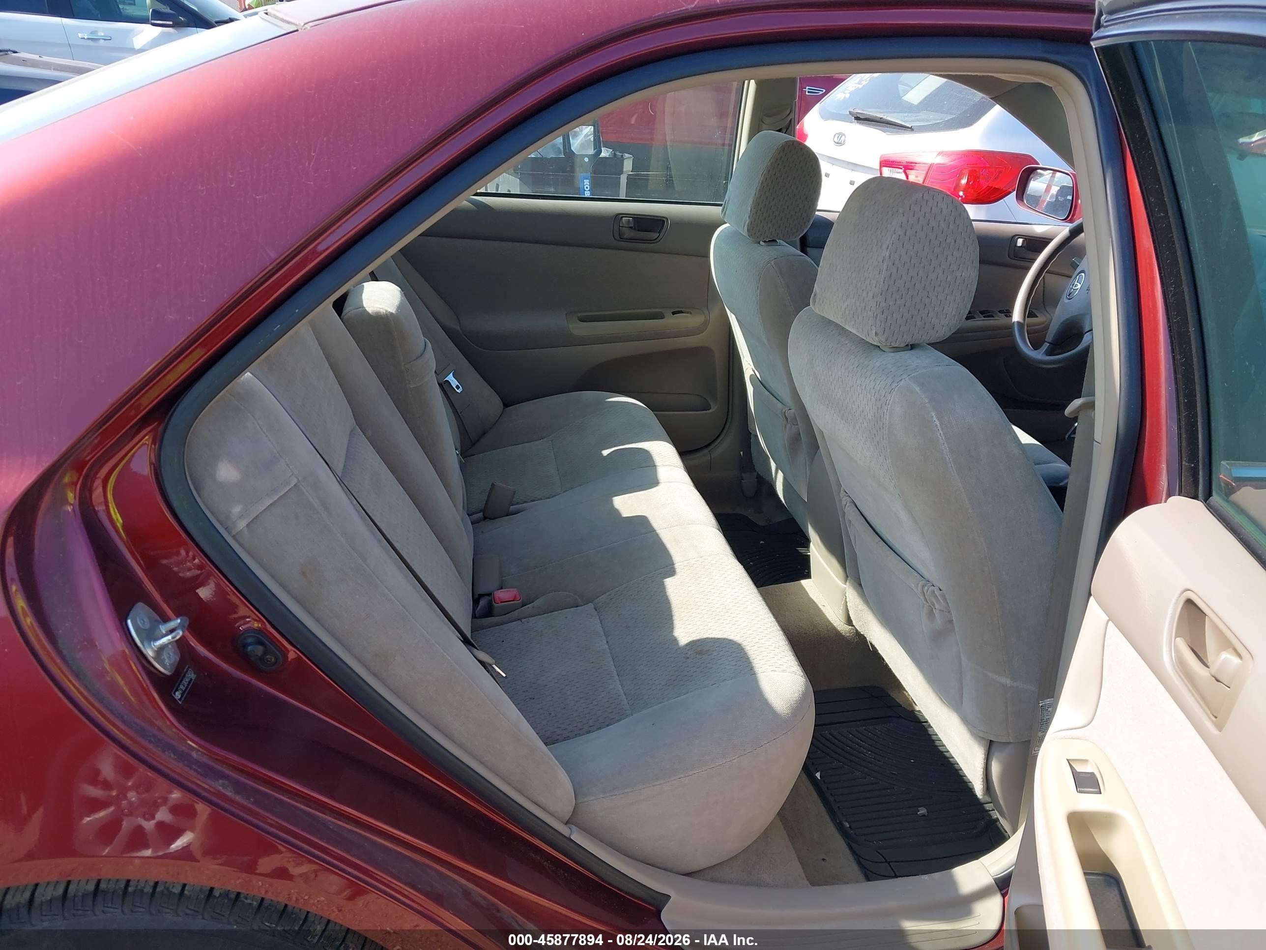 2004 Toyota Camry Le Burgundy vin: 4T1BE32K54U354553