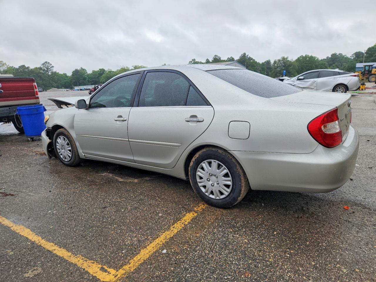 2004 Toyota Camry Le Silver vin: 4T1BE32K54U789945