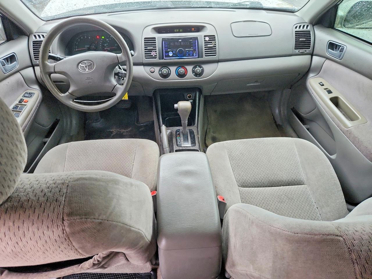 2004 Toyota Camry Le Silver vin: 4T1BE32K54U789945