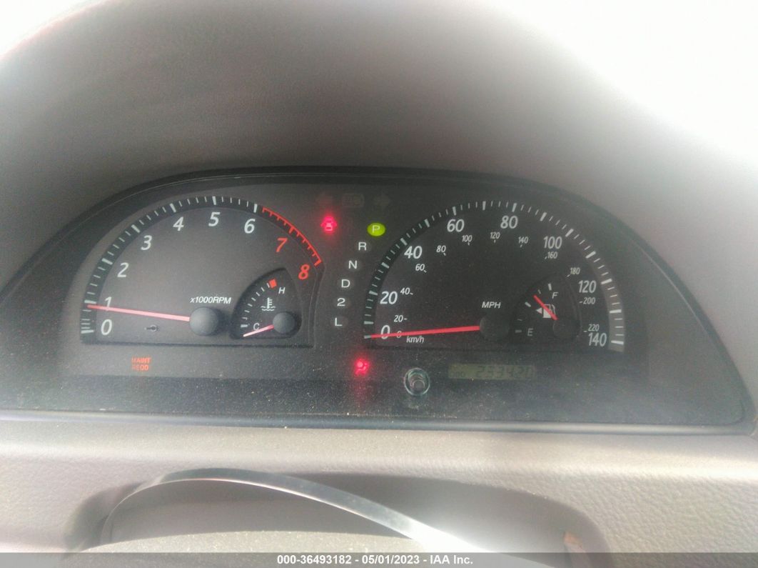 2004 Toyota Camry Le Серебряный vin: 4T1BE32K54U809675