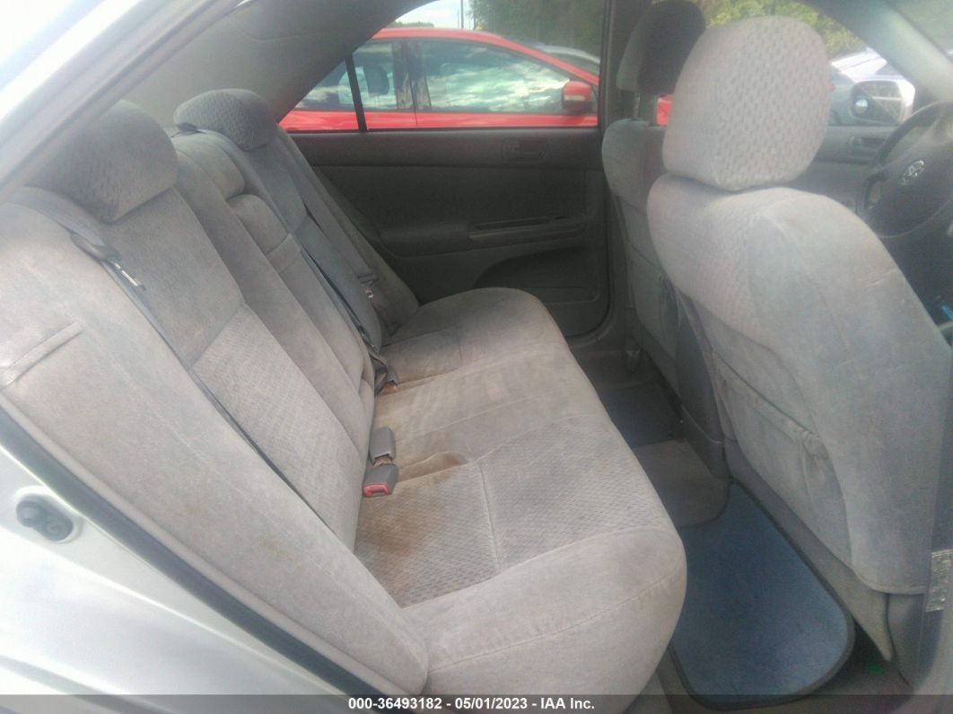 2004 Toyota Camry Le Серебряный vin: 4T1BE32K54U809675