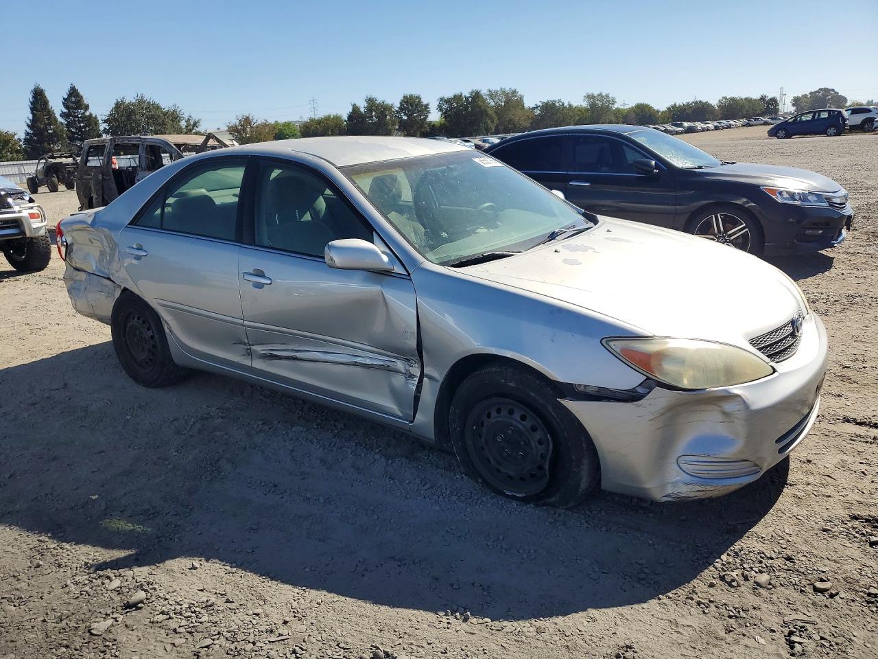 2004 Toyota Camry Le Silver vin: 4T1BE32K54U814939