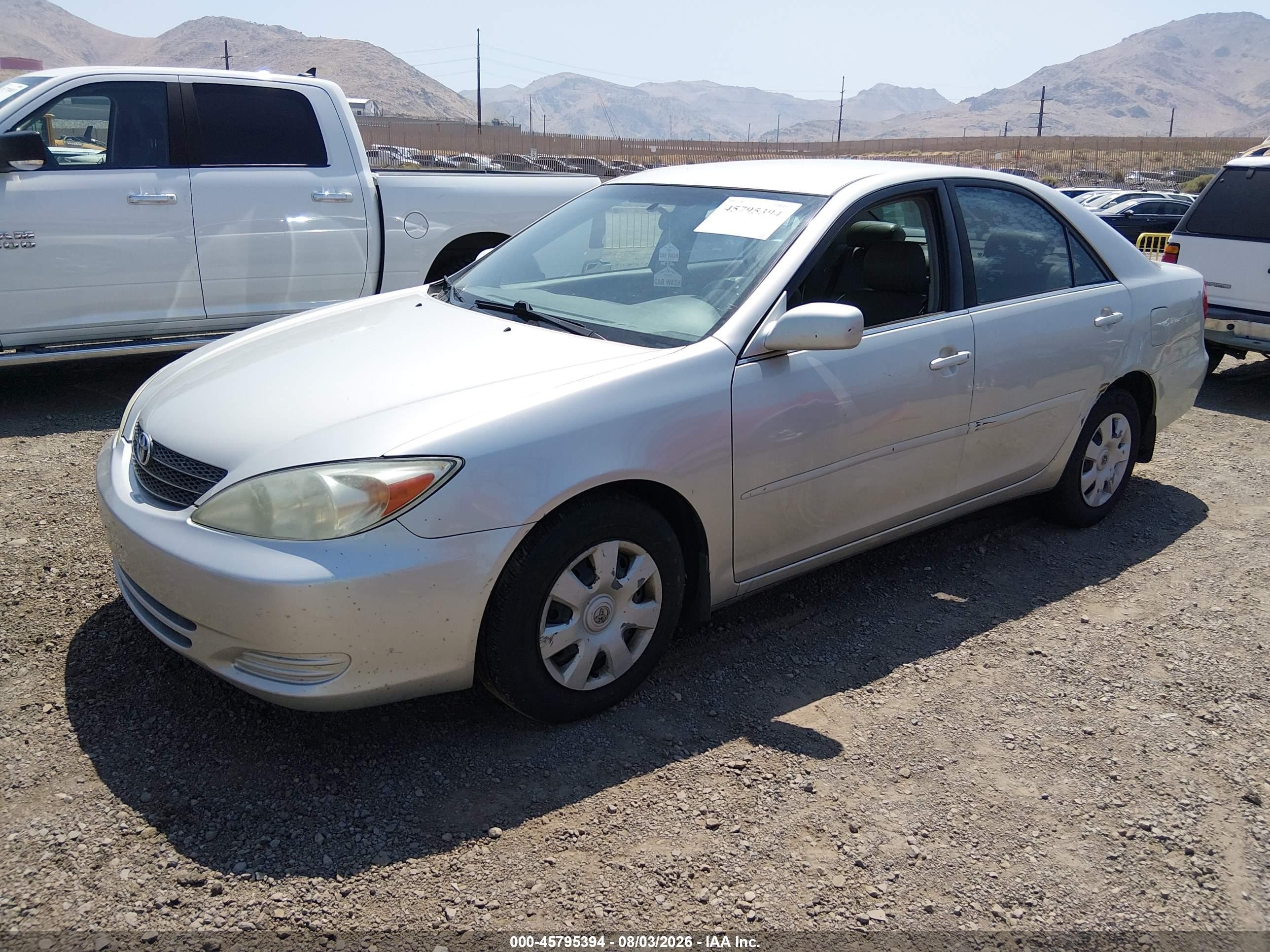 2004 Toyota Camry Le Silver vin: 4T1BE32K54U816397