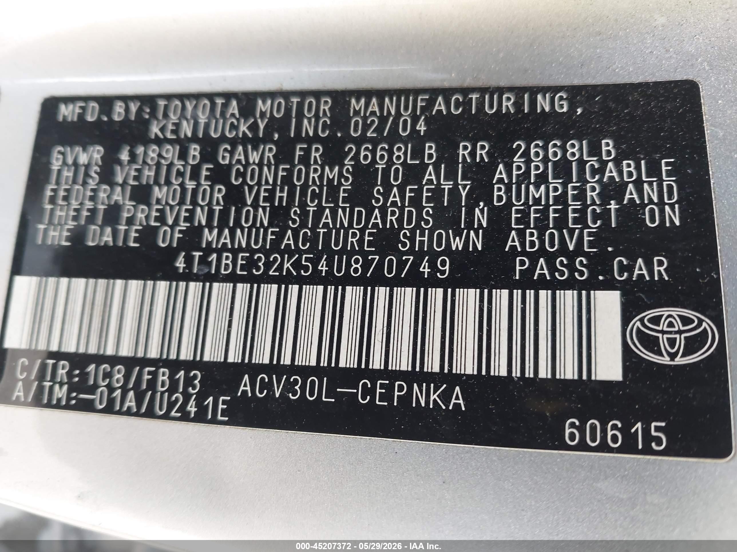 2004 Toyota Camry Le Silver vin: 4T1BE32K54U870749