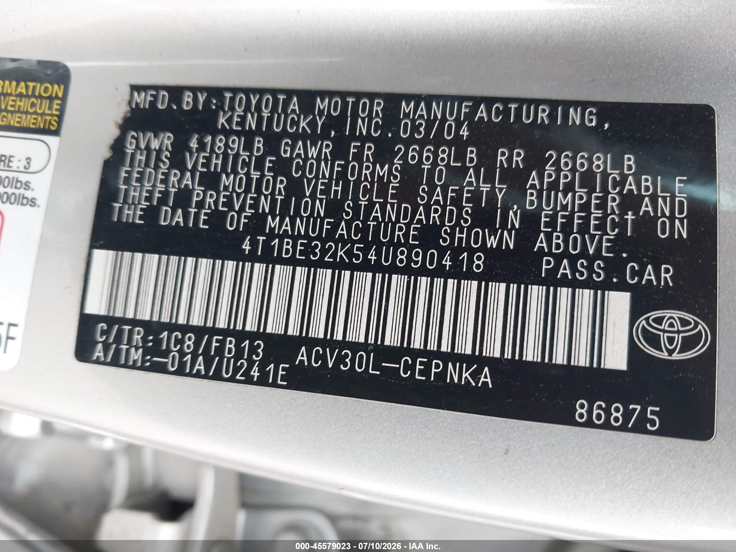 2004 Toyota Camry Le Silver vin: 4T1BE32K54U890418