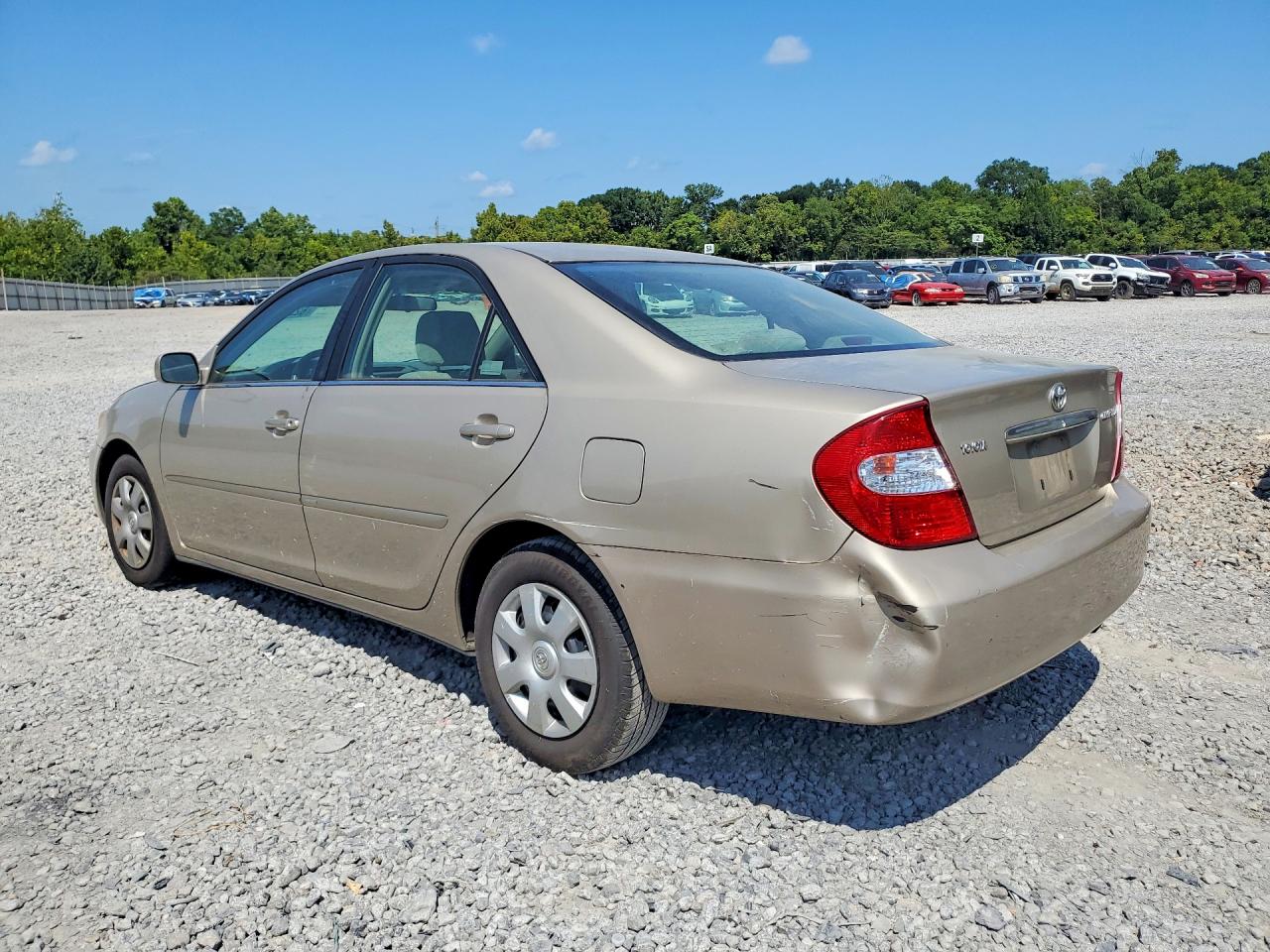 2004 Toyota Camry Le Tan vin: 4T1BE32K54U894971