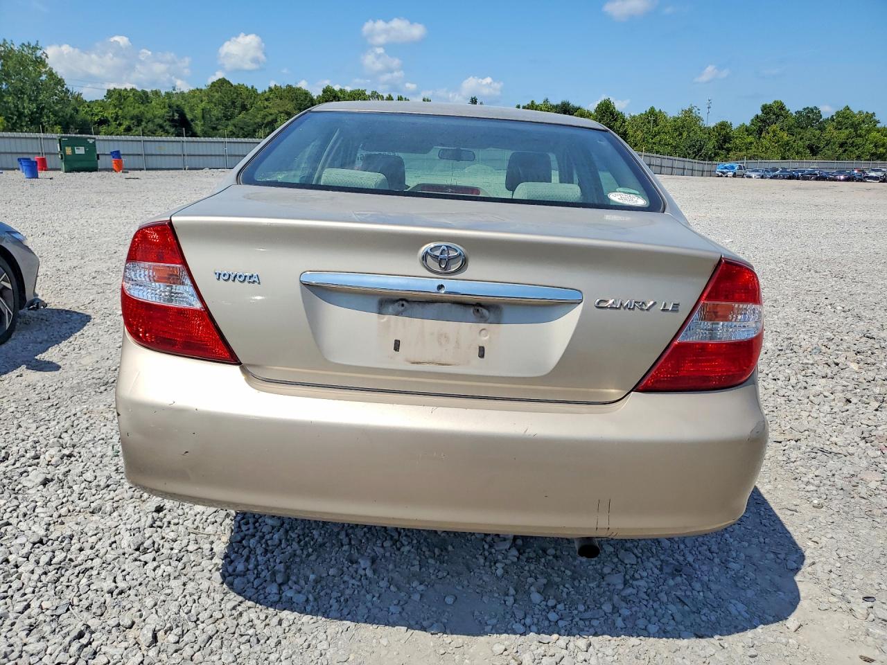 2004 Toyota Camry Le Tan vin: 4T1BE32K54U894971