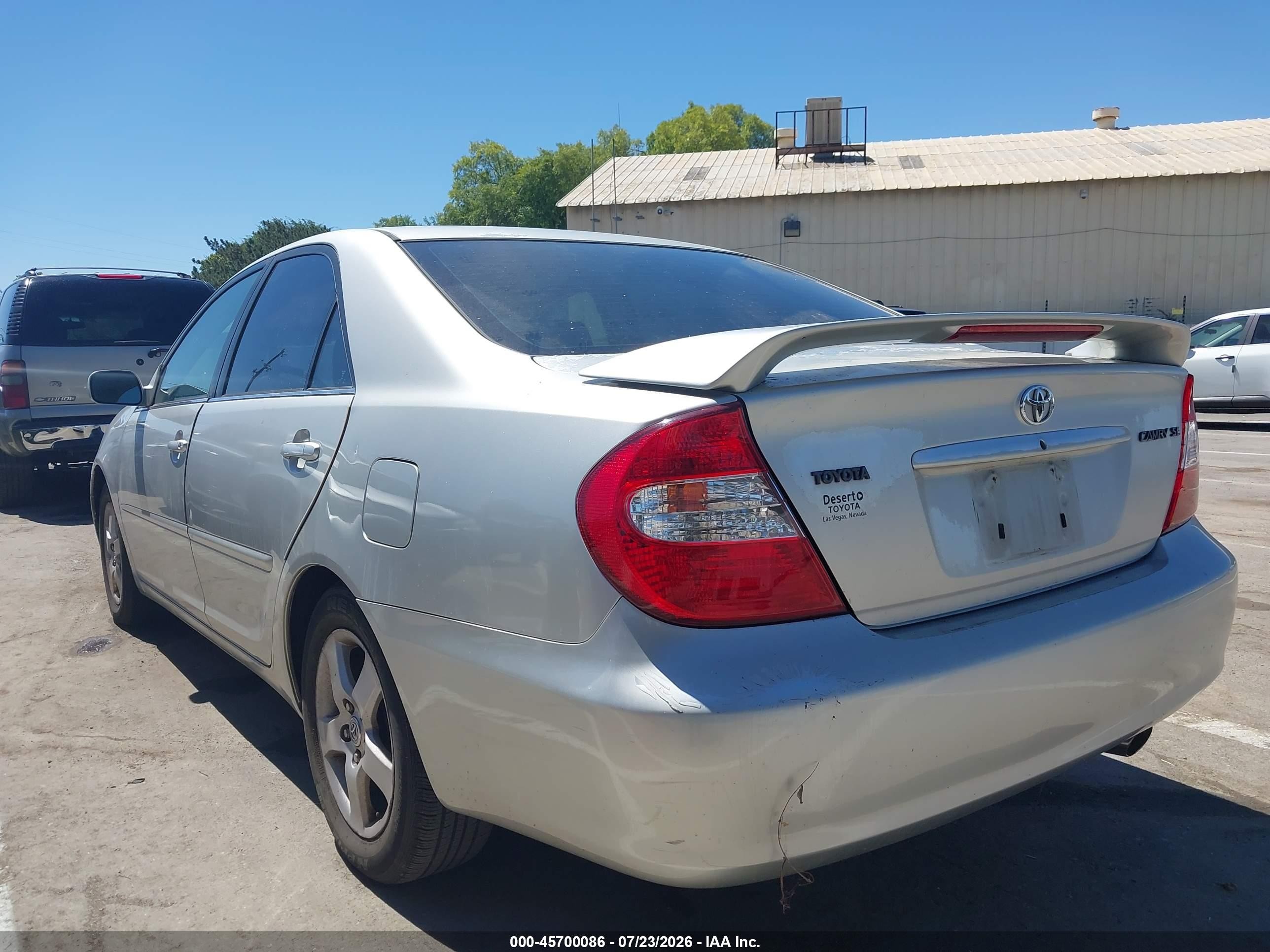 2004 Toyota Camry Se Серебряный vin: 4T1BE32K54U912076