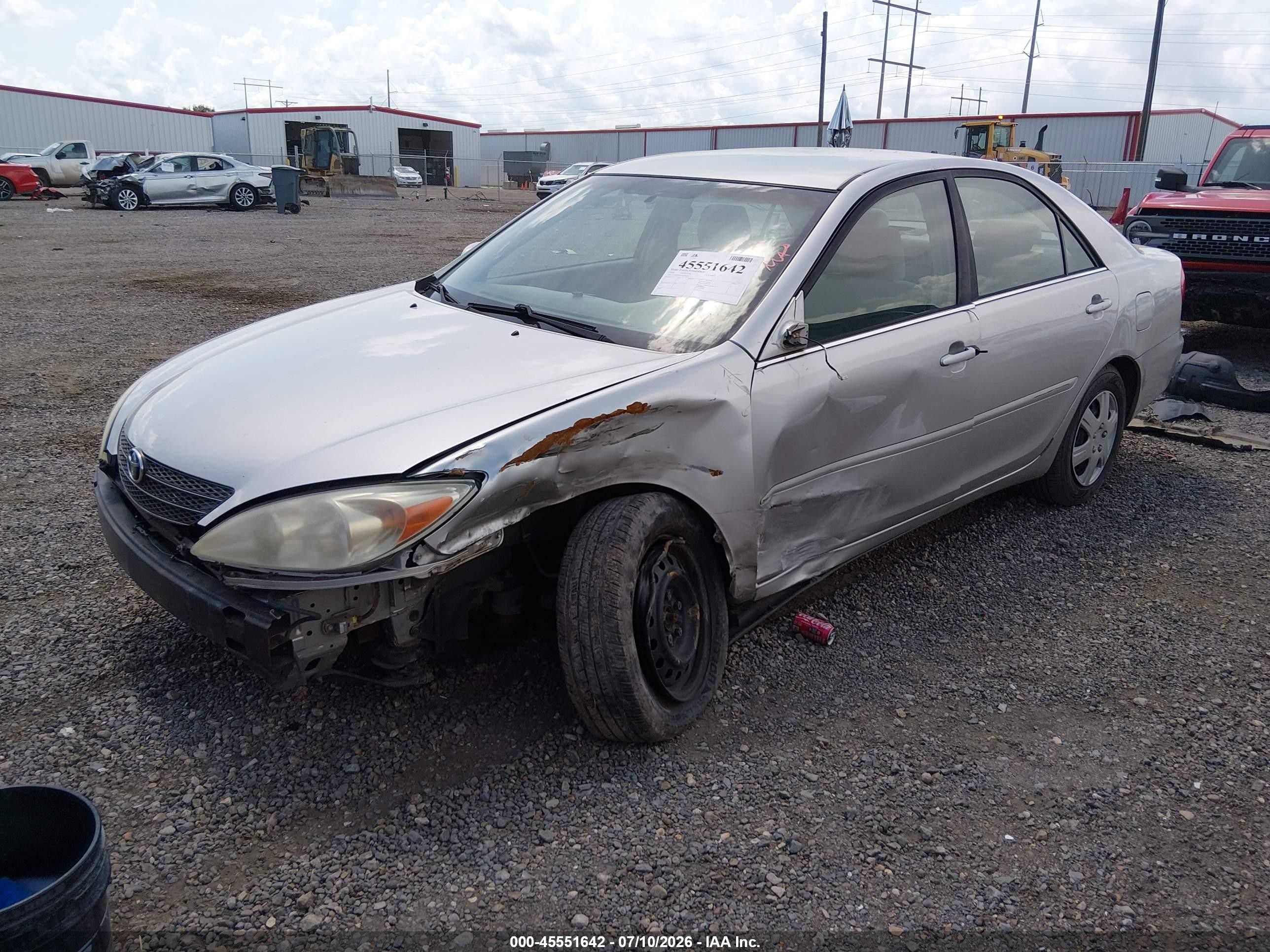 2004 Toyota Camry Le Silver vin: 4T1BE32K54U914832