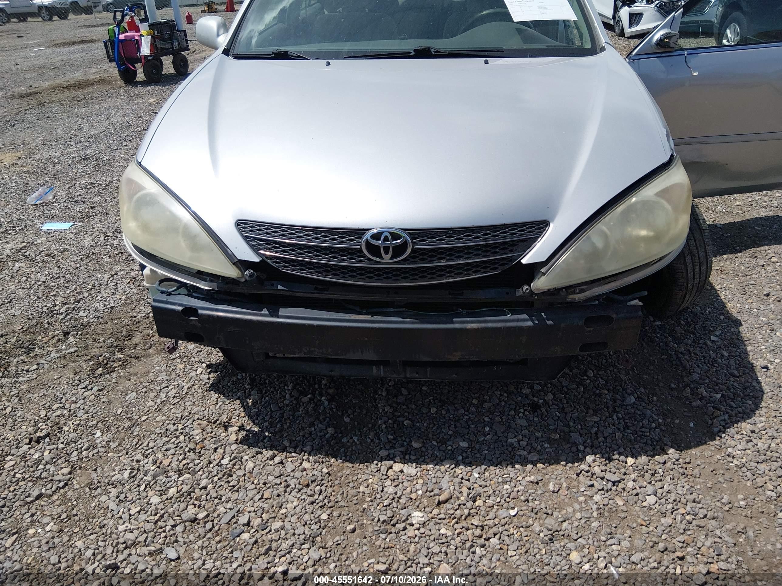 2004 Toyota Camry Le Silver vin: 4T1BE32K54U914832