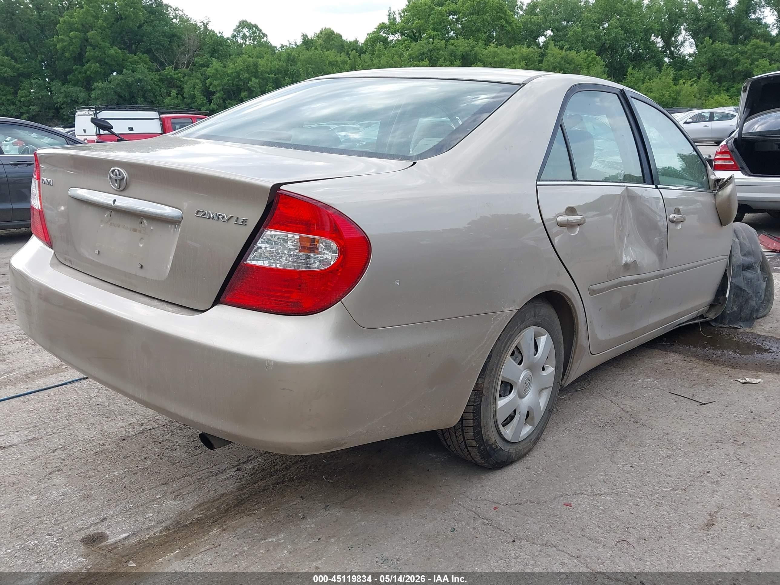 2004 Toyota Camry Le Champagne vin: 4T1BE32K54U917116