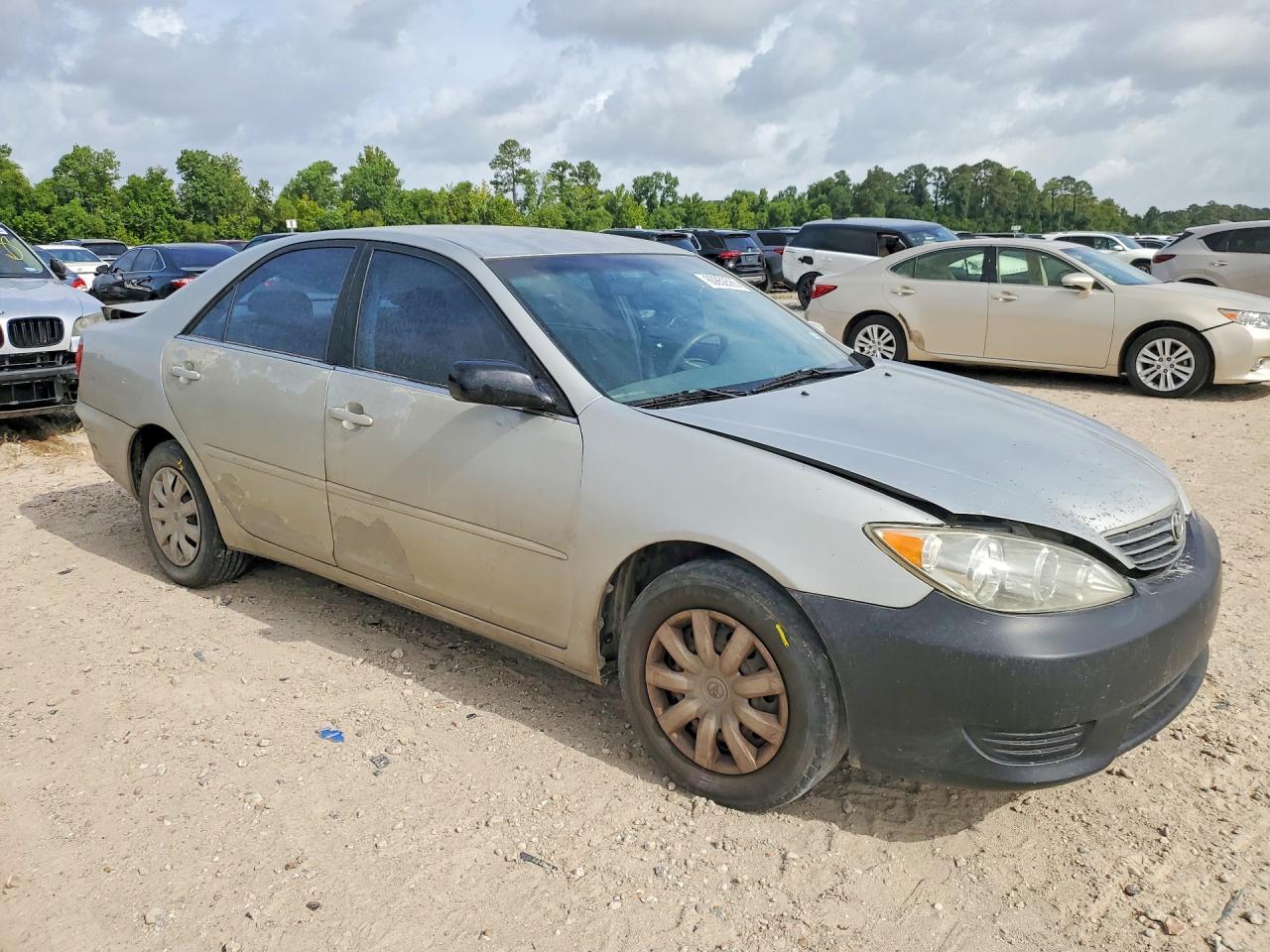 2005 Toyota Camry Le Silver vin: 4T1BE32K55U008536