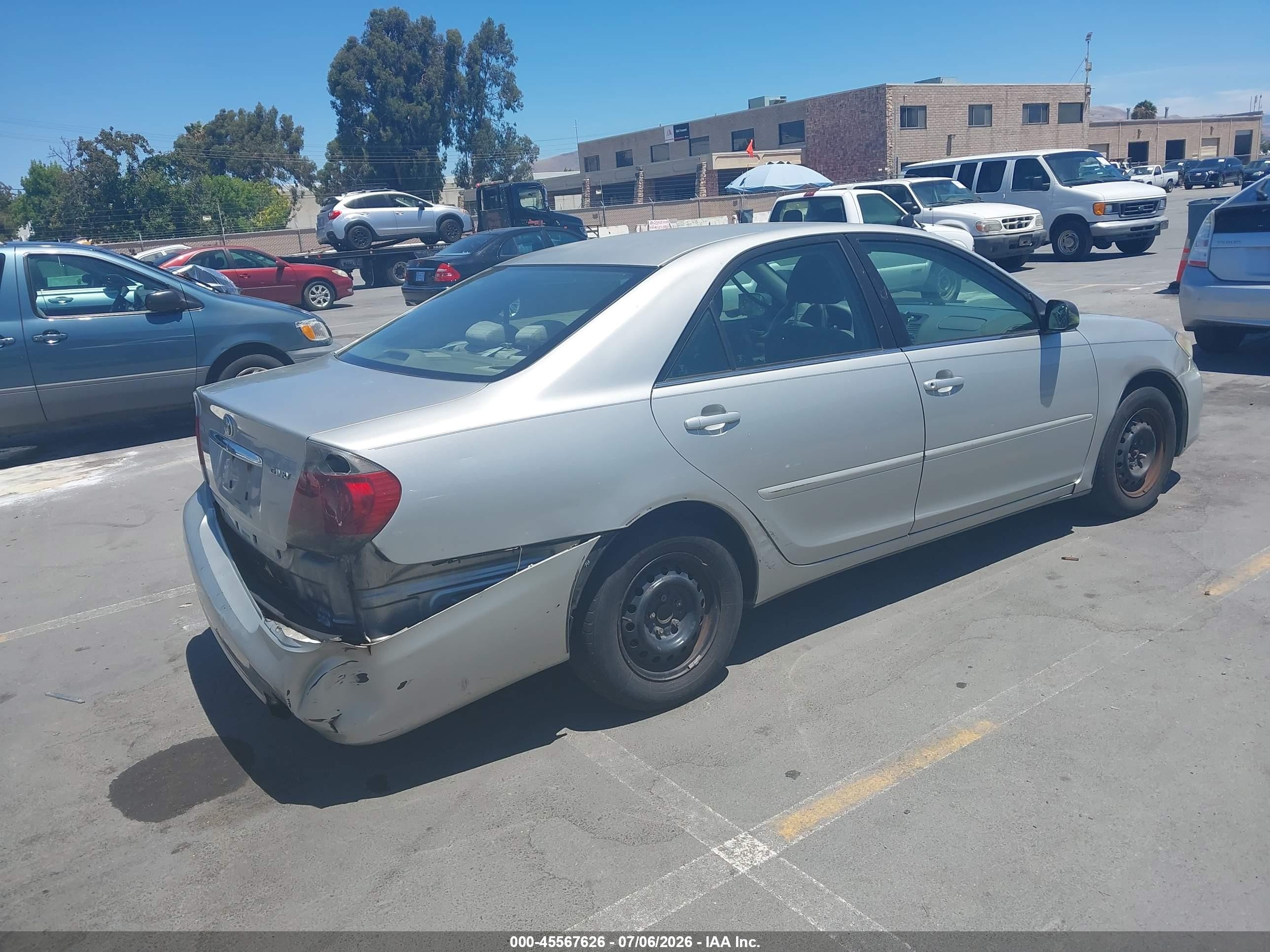 2005 Toyota Camry Std Silver vin: 4T1BE32K55U009413
