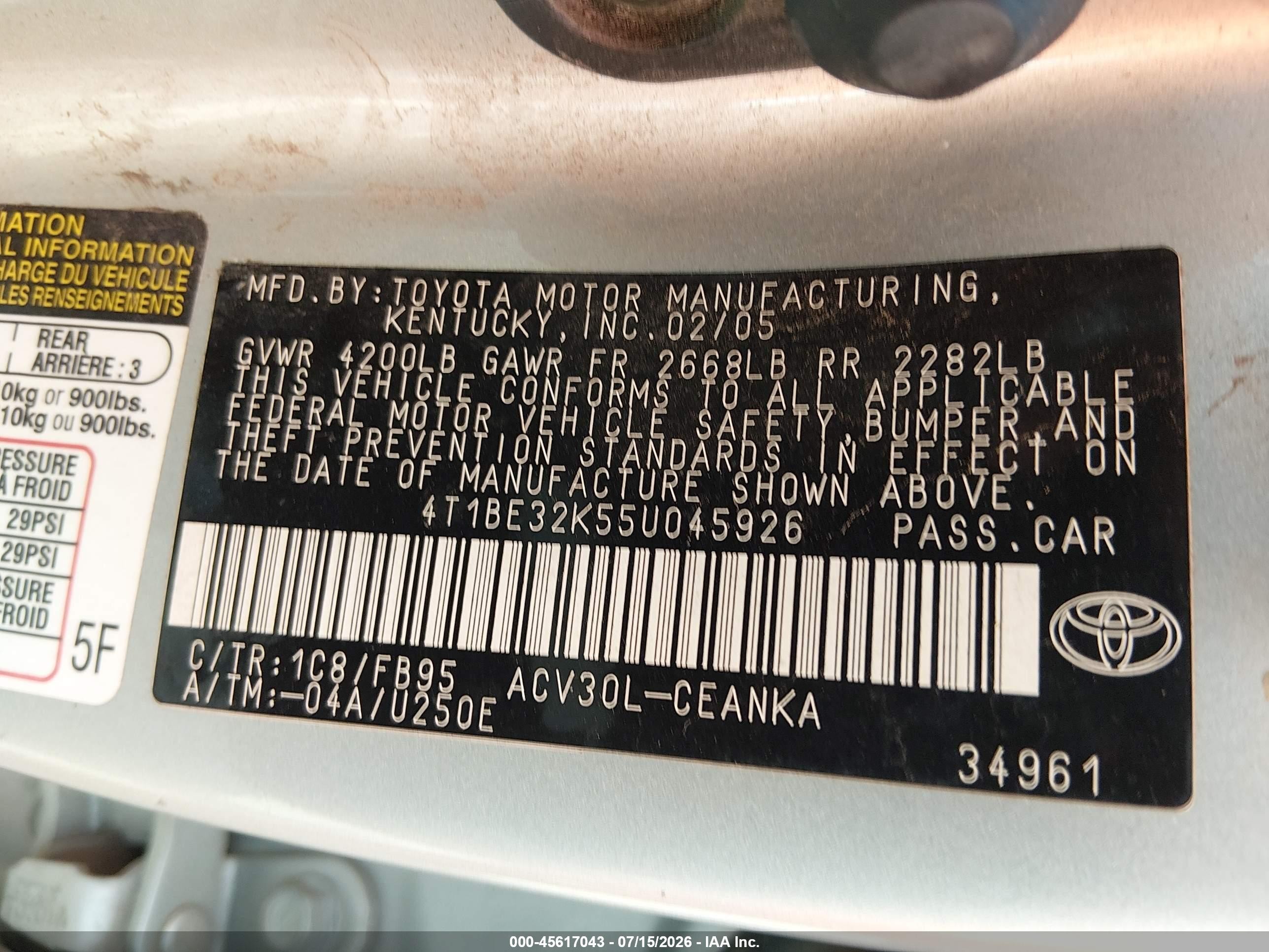 2005 Toyota Camry Le Gray vin: 4T1BE32K55U045926