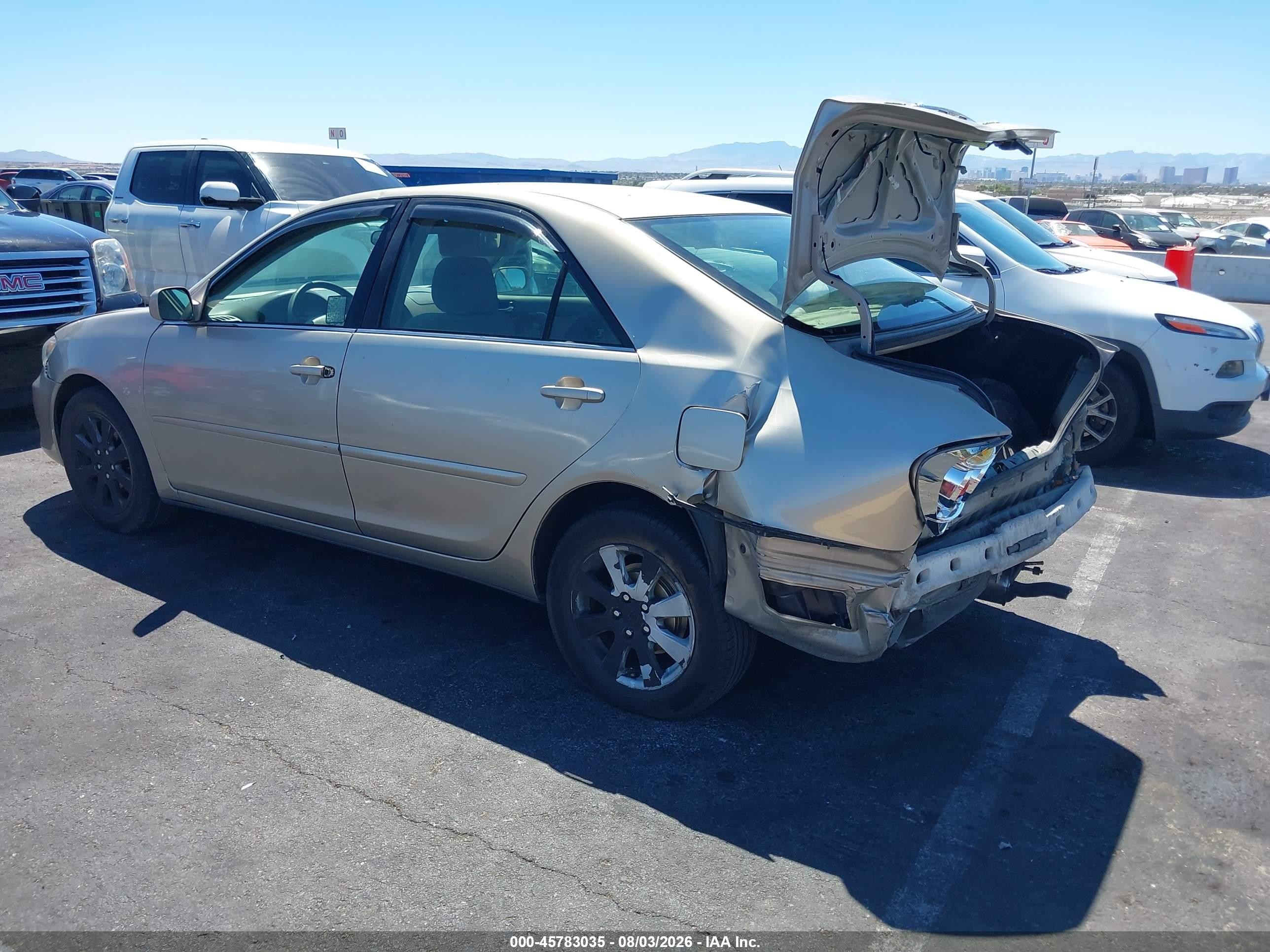 2005 Toyota Camry Le Beige vin: 4T1BE32K55U057378