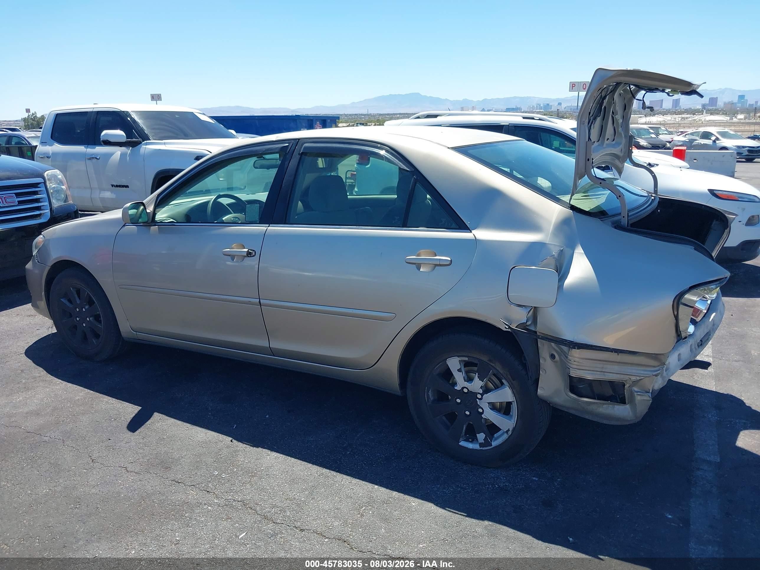 2005 Toyota Camry Le Beige vin: 4T1BE32K55U057378