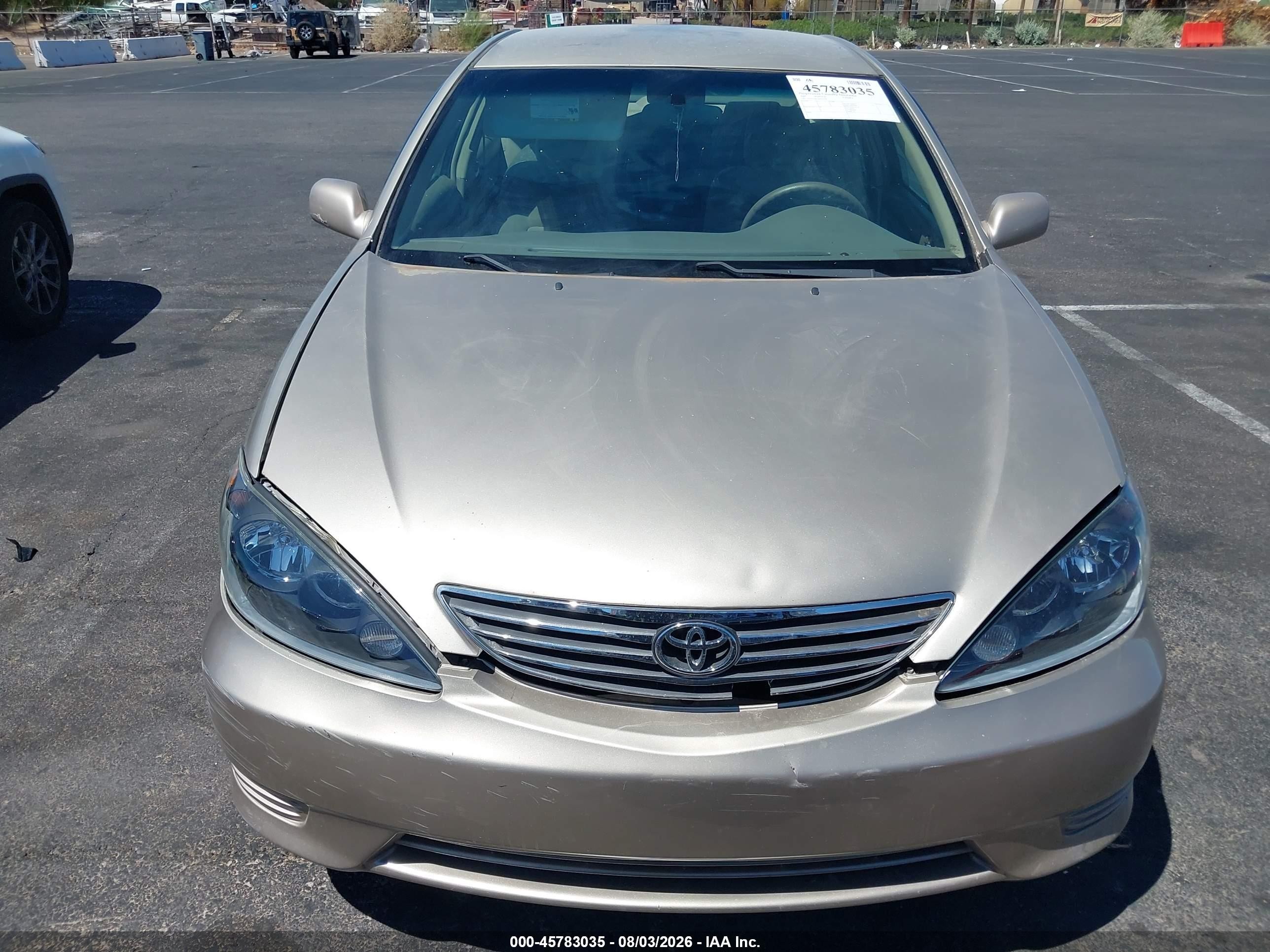 2005 Toyota Camry Le Beige vin: 4T1BE32K55U057378