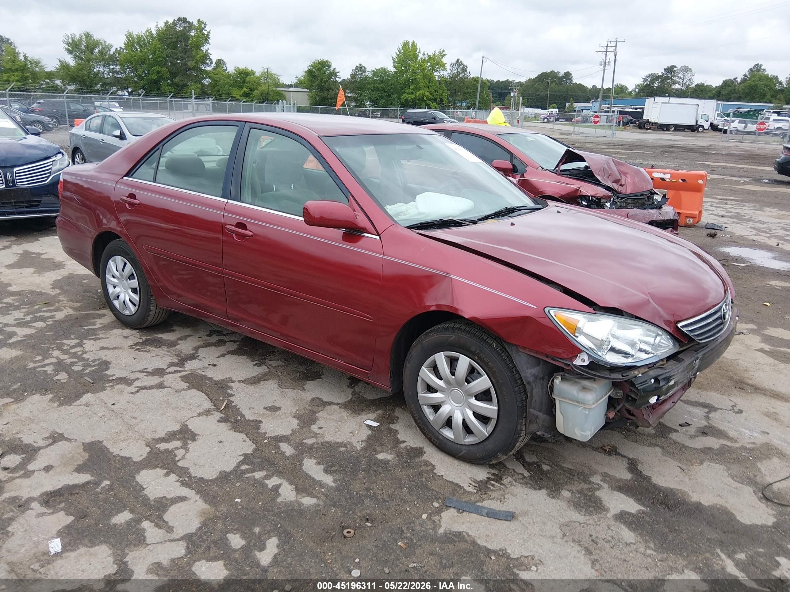 2005 Toyota Camry Le Burgundy vin: 4T1BE32K55U084600