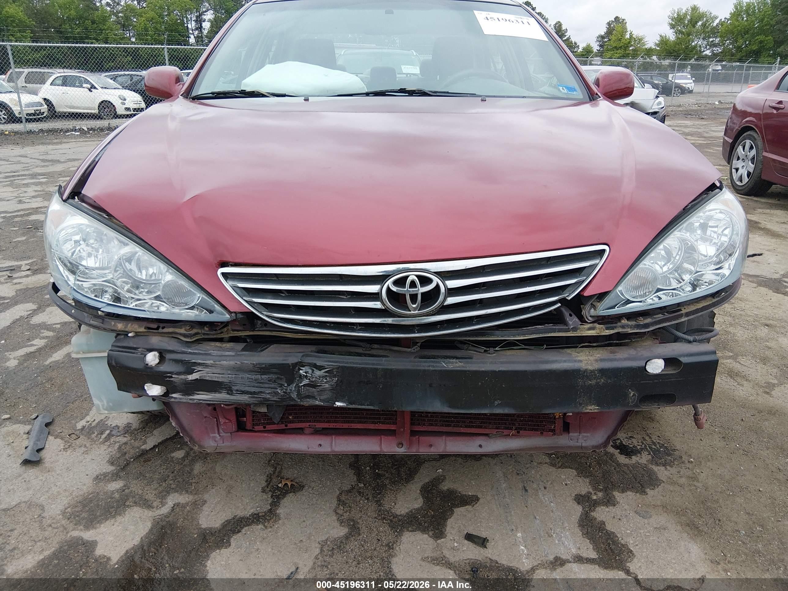 2005 Toyota Camry Le Burgundy vin: 4T1BE32K55U084600