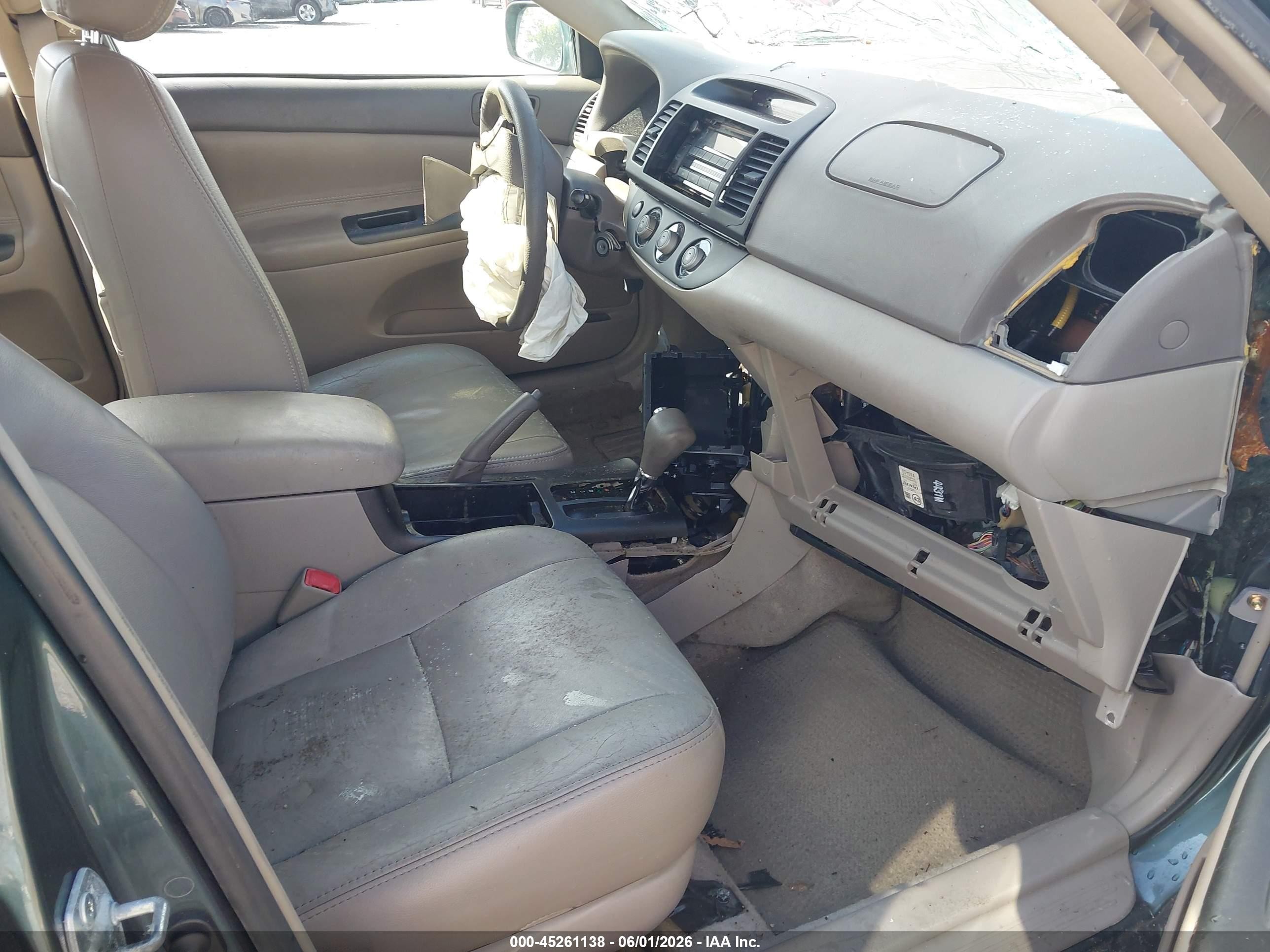 2005 Toyota Camry Le Зеленый vin: 4T1BE32K55U099680