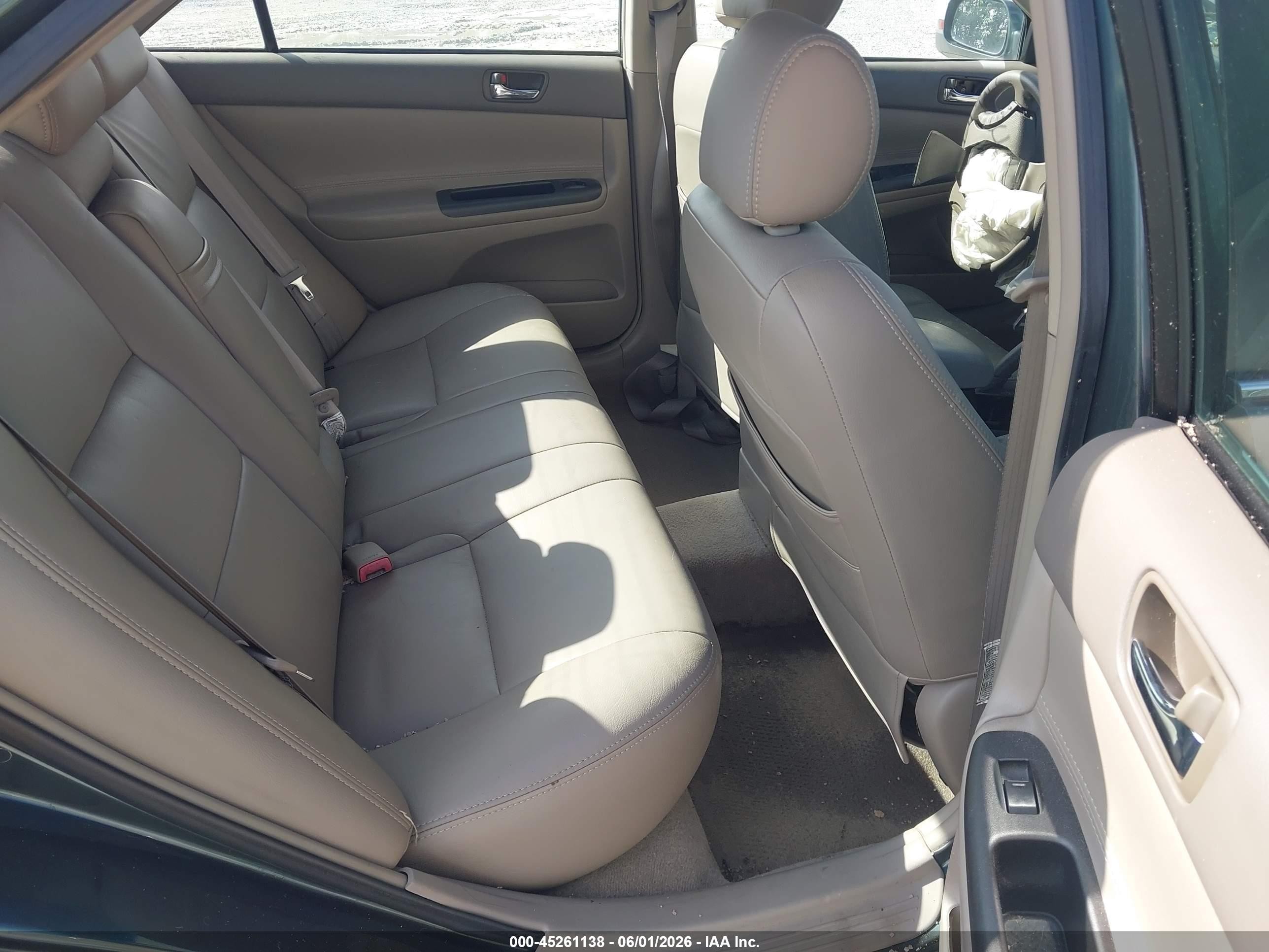 2005 Toyota Camry Le Зеленый vin: 4T1BE32K55U099680