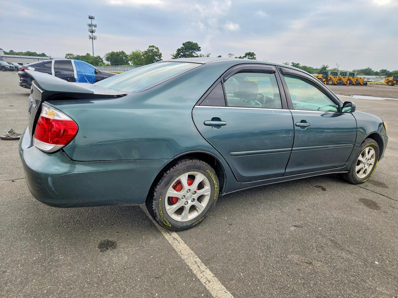 2005 Toyota Camry Le Teal vin: 4T1BE32K55U101752