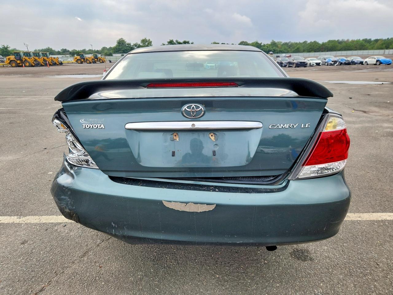 2005 Toyota Camry Le Teal vin: 4T1BE32K55U101752