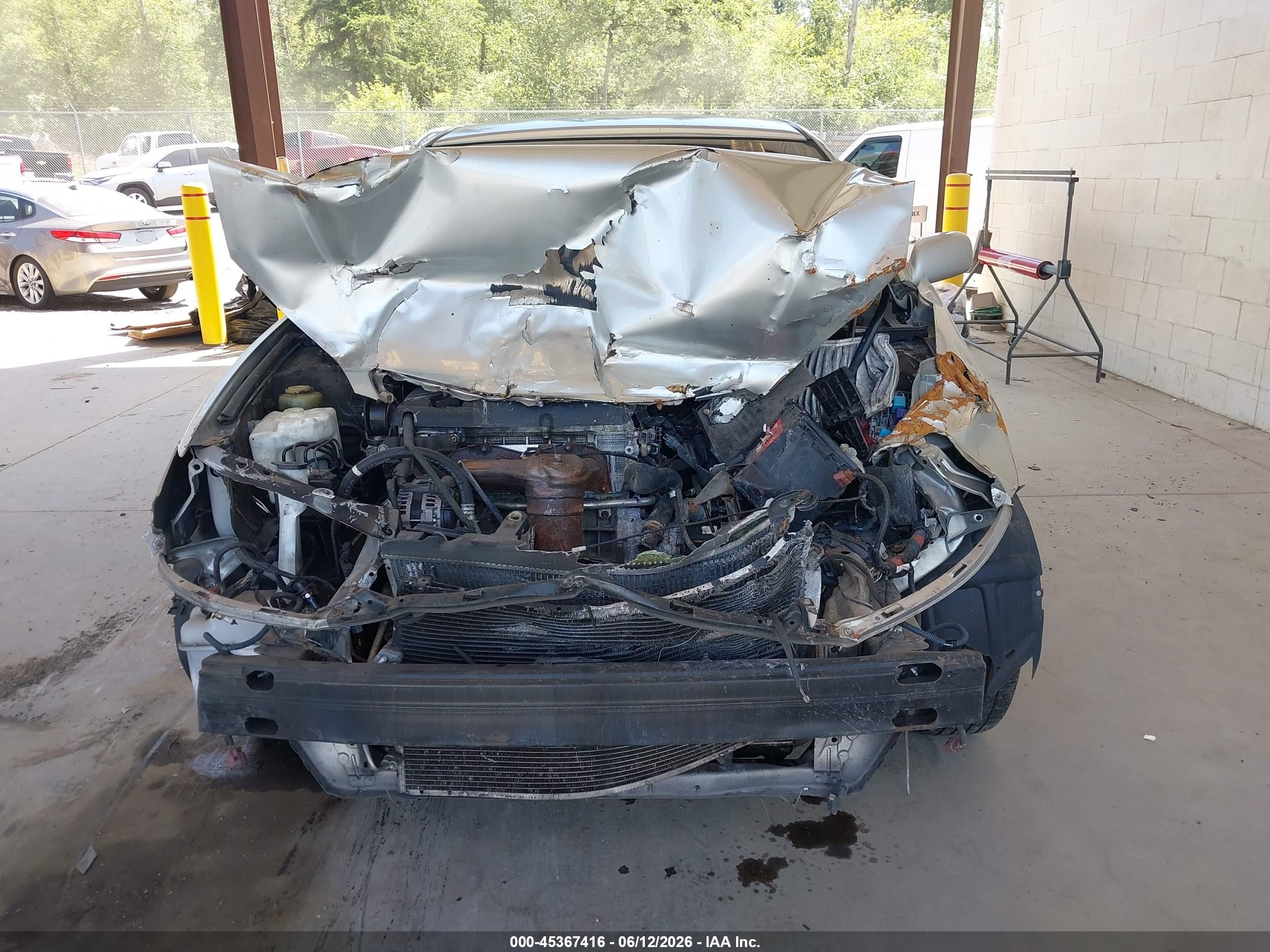 2005 Toyota Camry Std Silver vin: 4T1BE32K55U390745