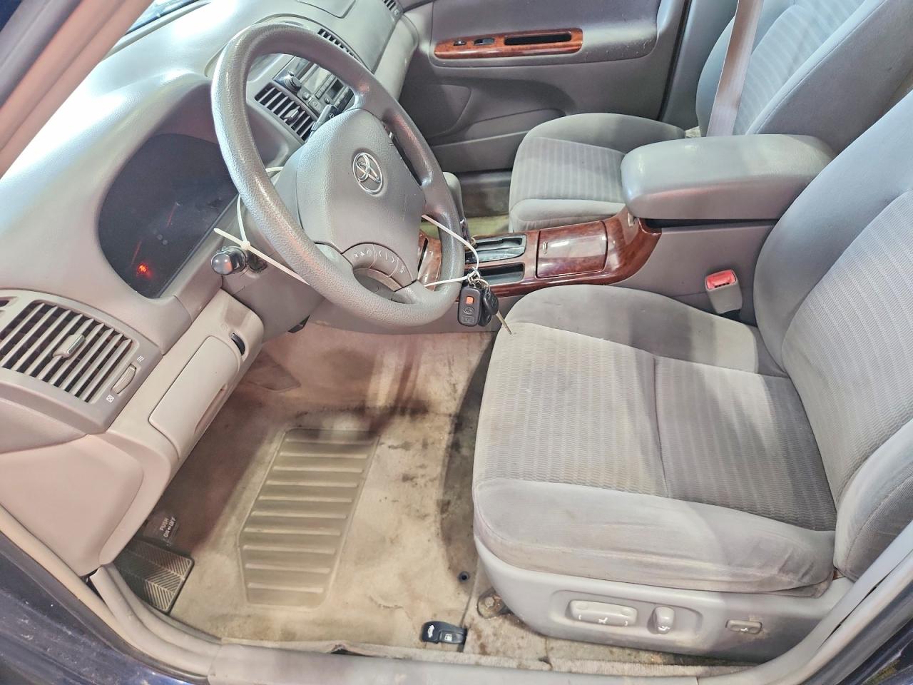 2005 Toyota Camry Xle Blue vin: 4T1BE32K55U404935