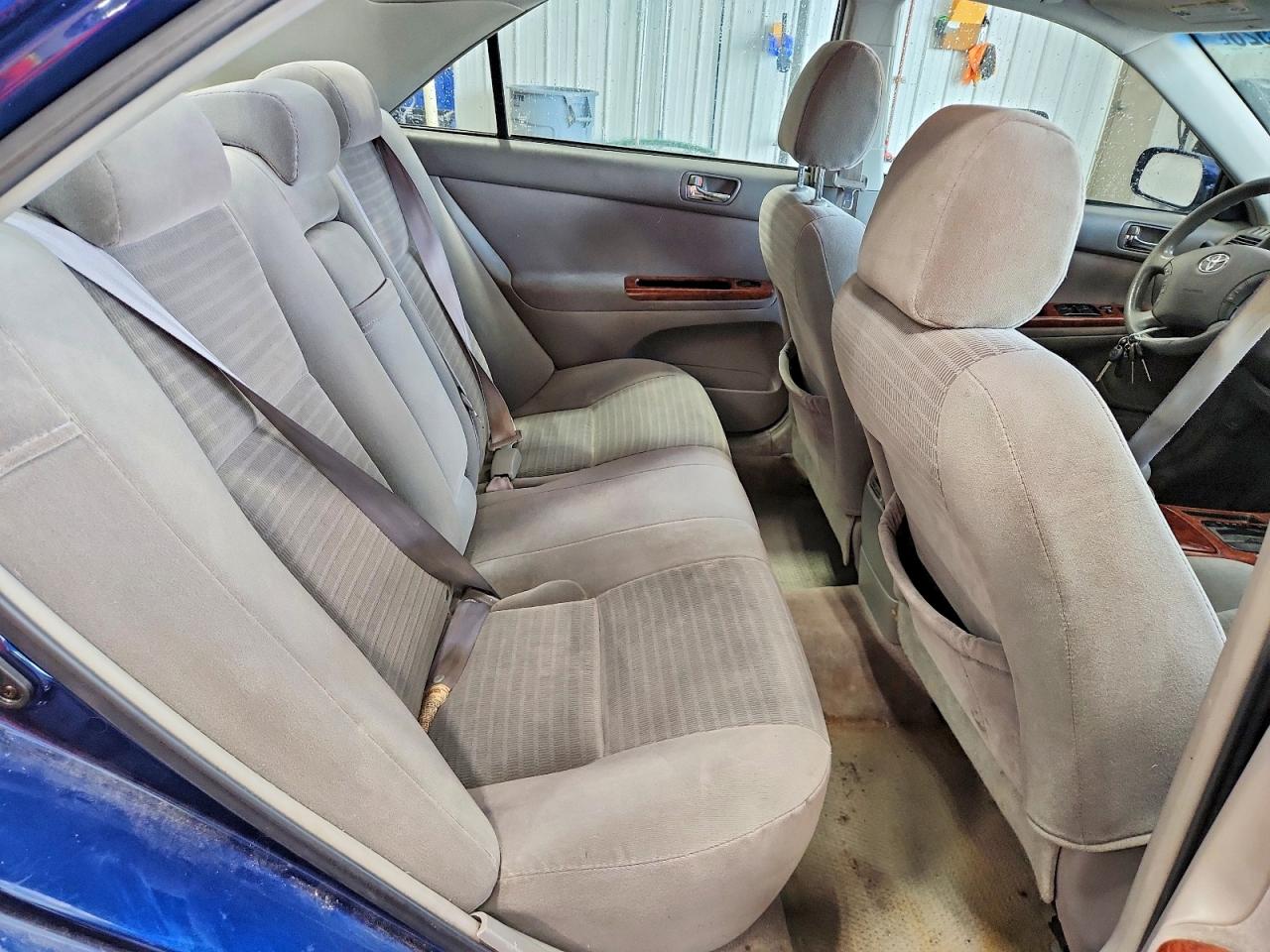 2005 Toyota Camry Xle Blue vin: 4T1BE32K55U404935