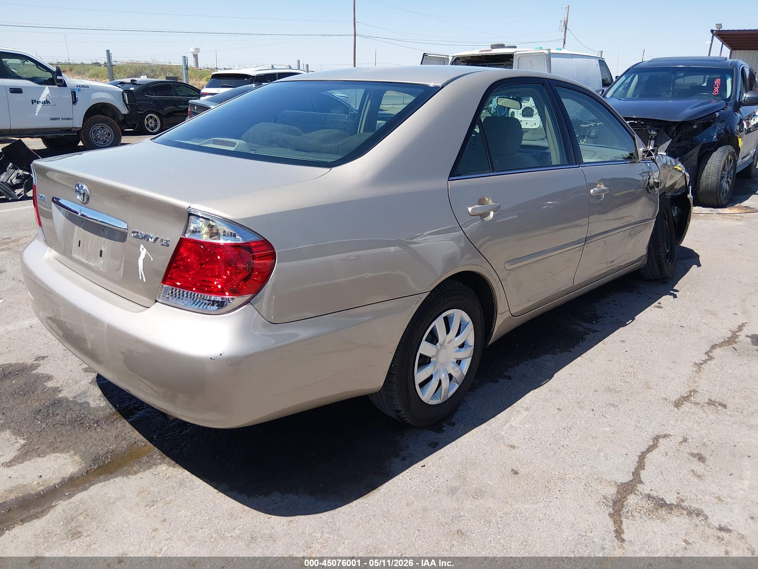 2005 Toyota Camry Le Pewter vin: 4T1BE32K55U413361