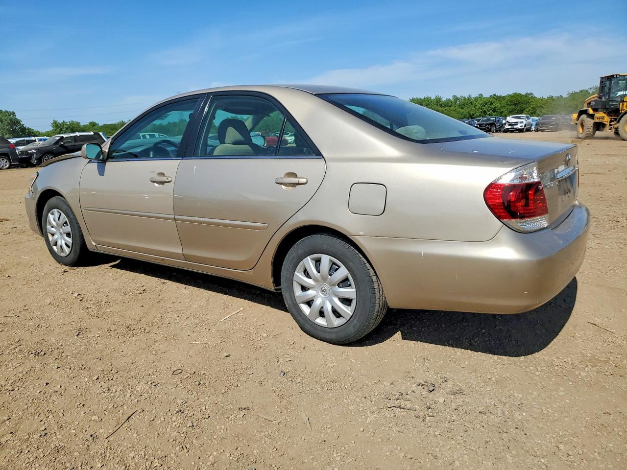 2005 Toyota Camry Le Beige vin: 4T1BE32K55U515971