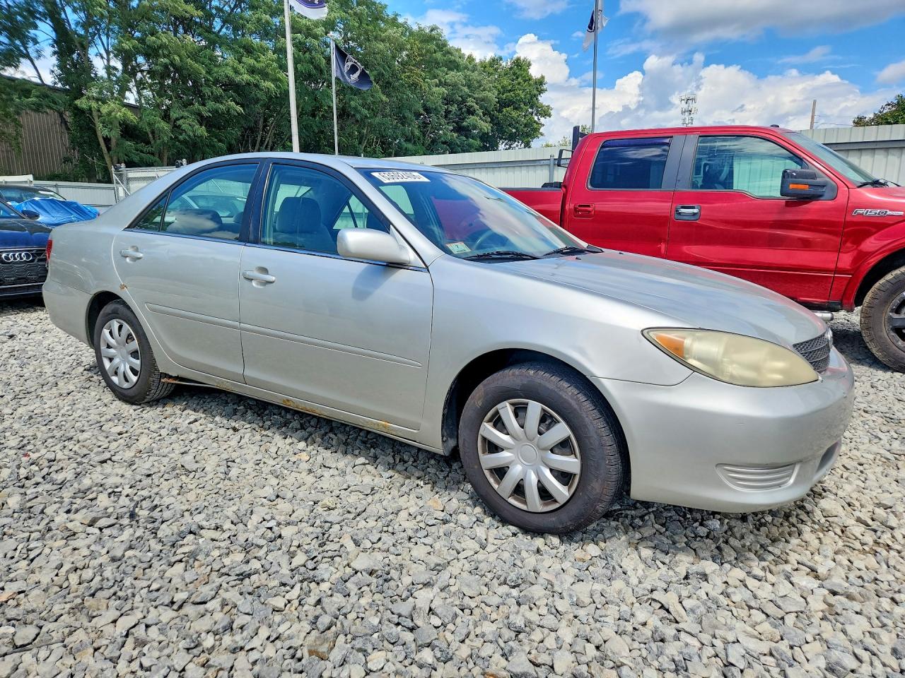 2005 Toyota Camry Le Серебряный vin: 4T1BE32K55U516537