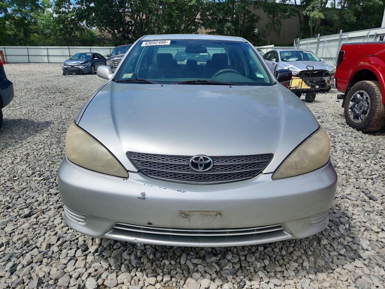 2005 Toyota Camry Le Серебряный vin: 4T1BE32K55U516537