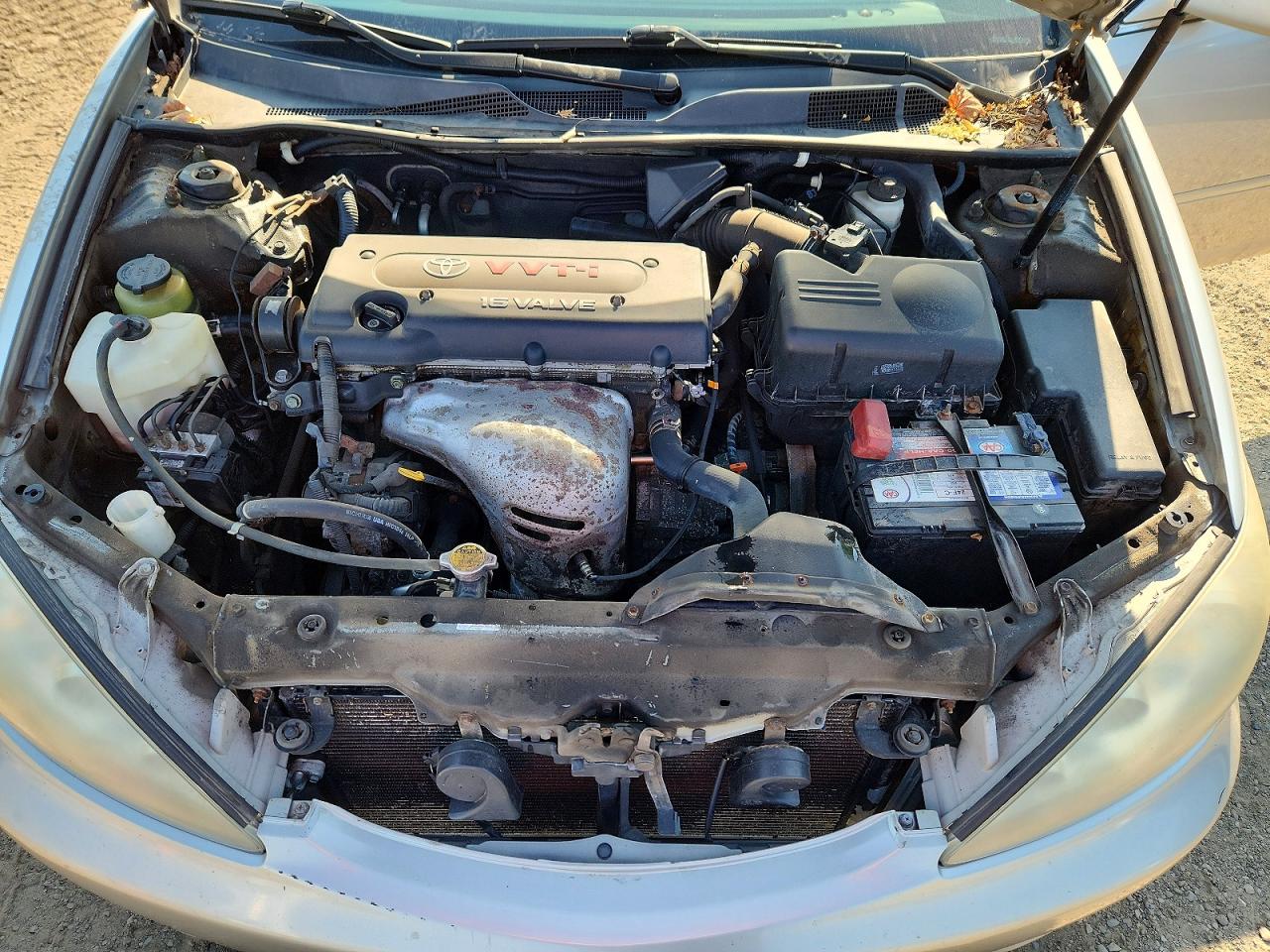 2005 Toyota Camry Le Silver vin: 4T1BE32K55U529160
