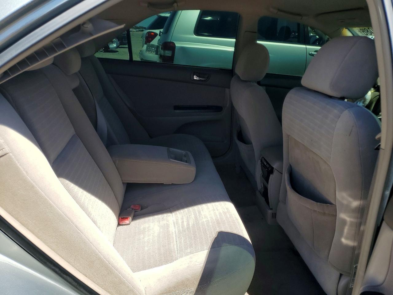 2005 Toyota Camry Le Зеленый vin: 4T1BE32K55U529451
