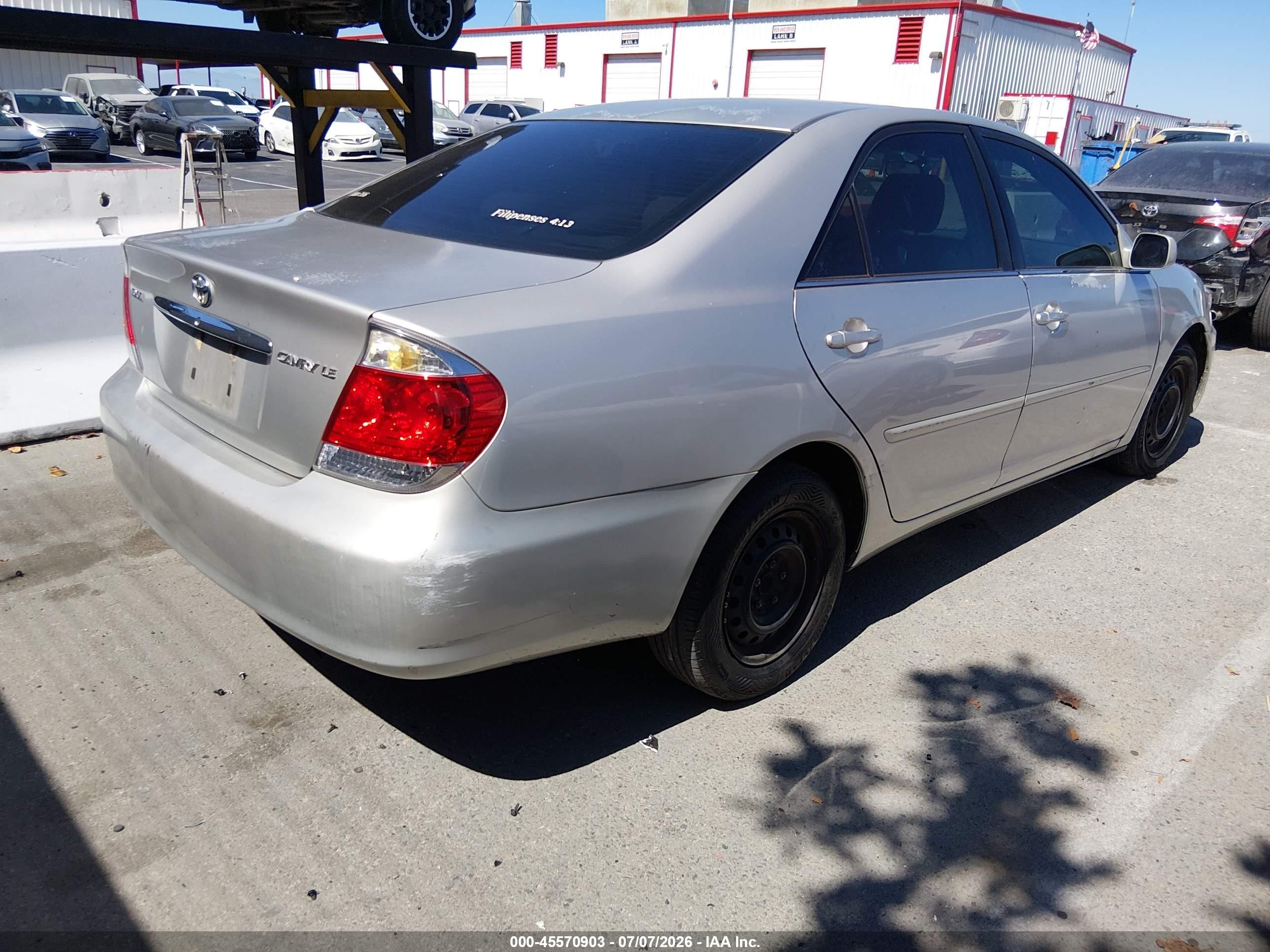 2005 Toyota Camry Le Gray vin: 4T1BE32K55U536951