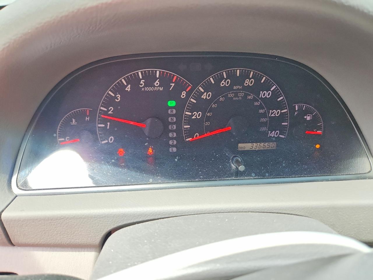 2005 Toyota Camry Le Silver vin: 4T1BE32K55U546363