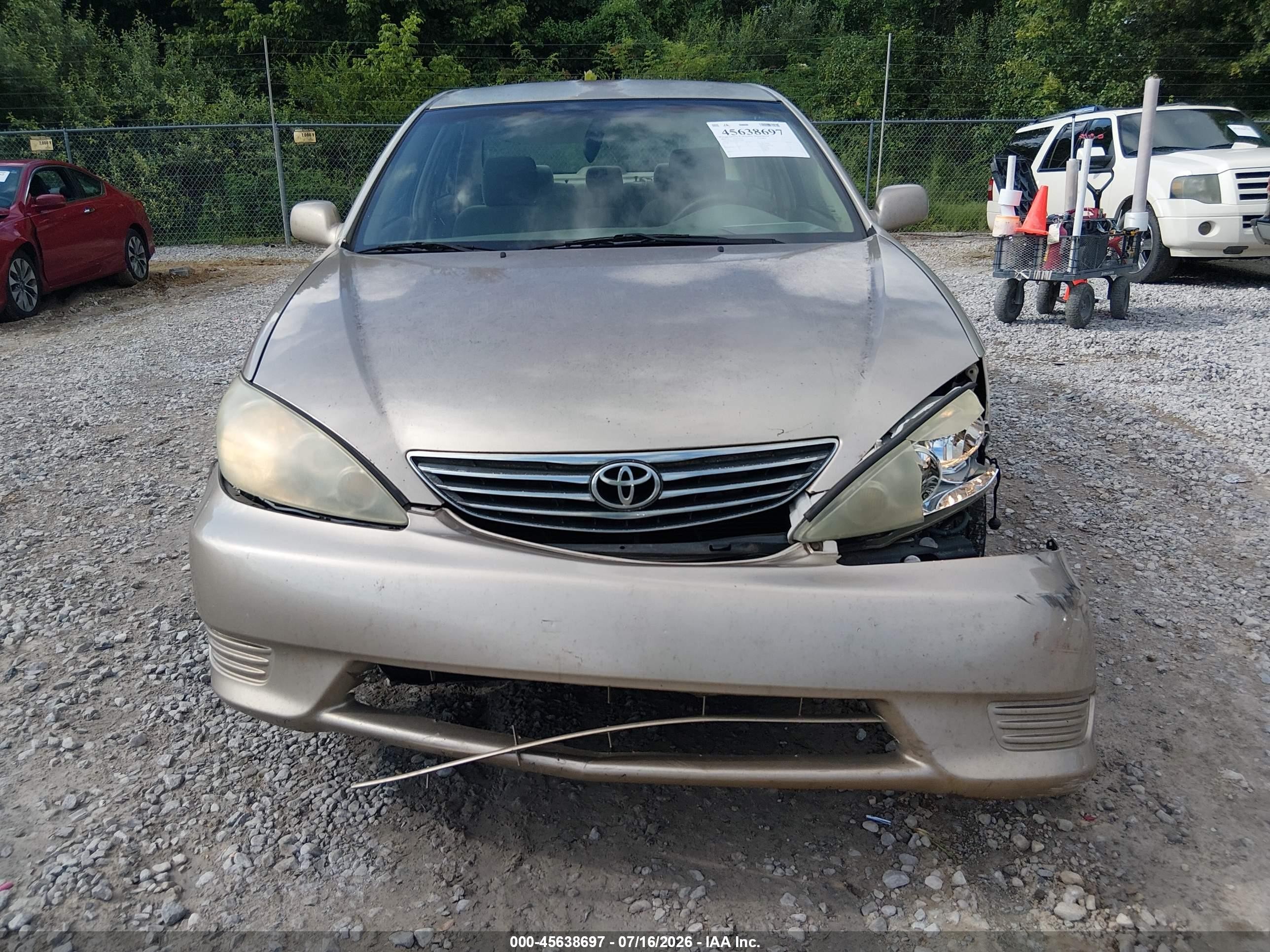 2005 Toyota Camry Le Желто-коричневый vin: 4T1BE32K55U559890