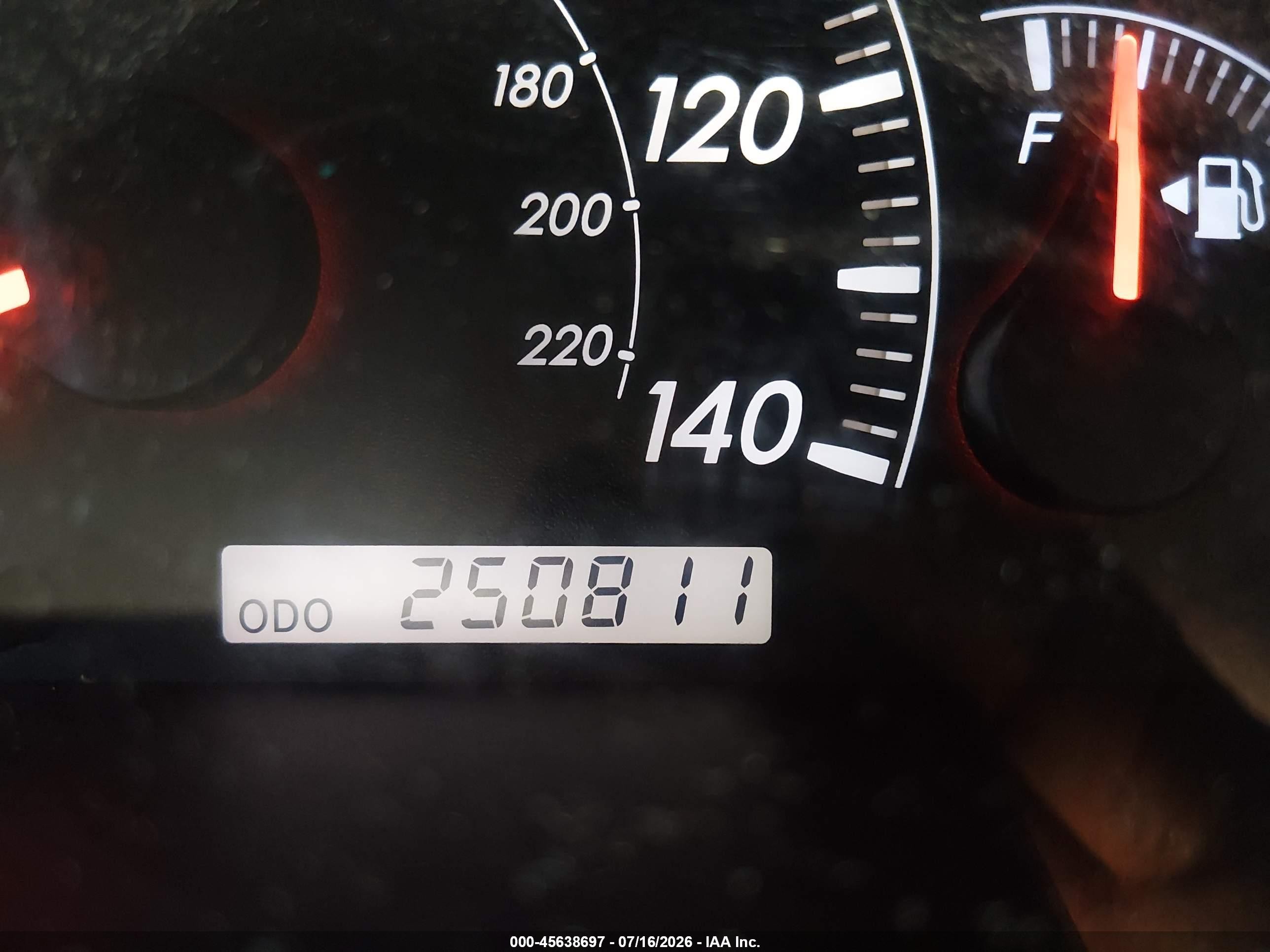2005 Toyota Camry Le Желто-коричневый vin: 4T1BE32K55U559890