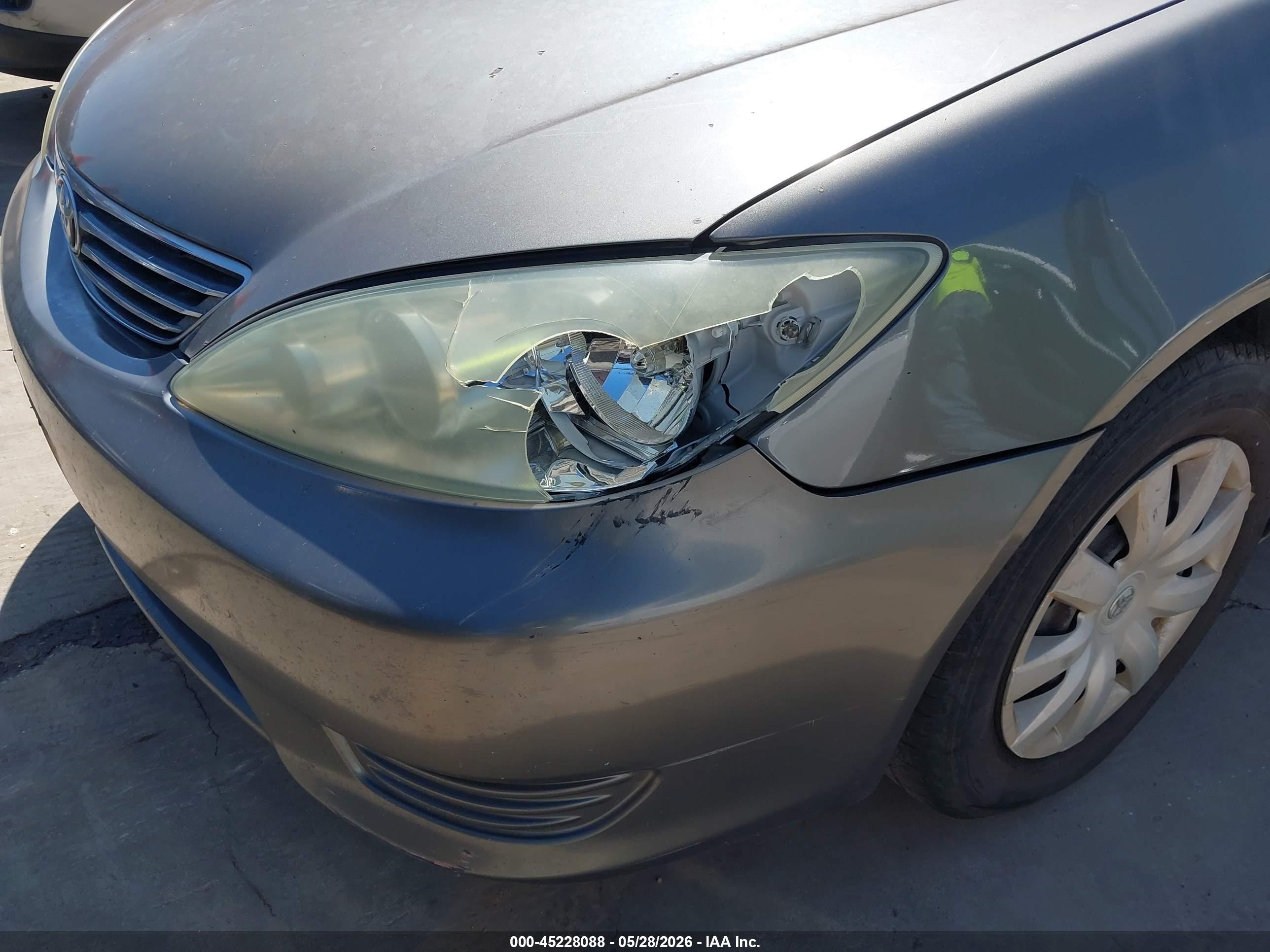 2005 Toyota Camry Std Brown vin: 4T1BE32K55U569111